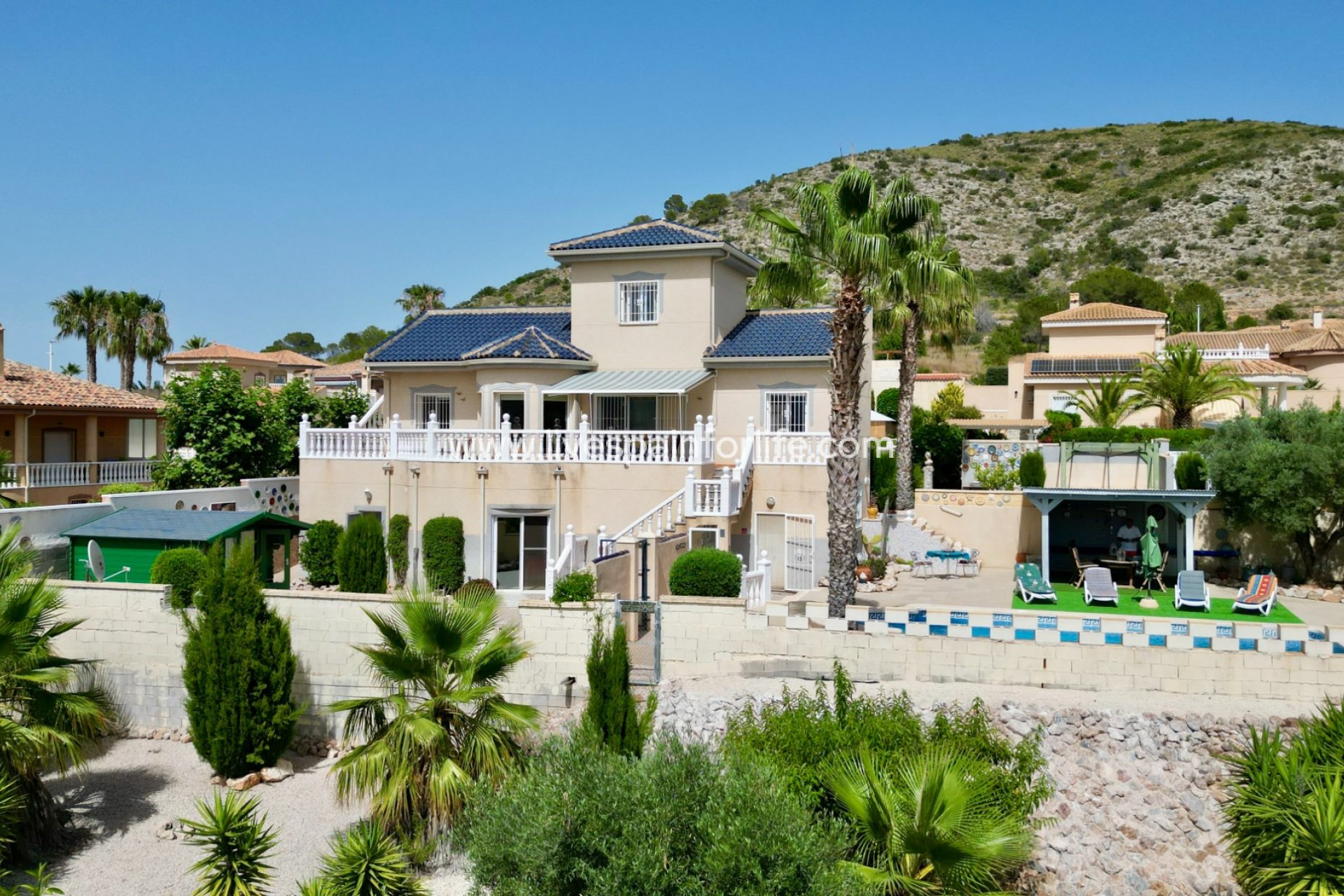  - Villa - Detached -
