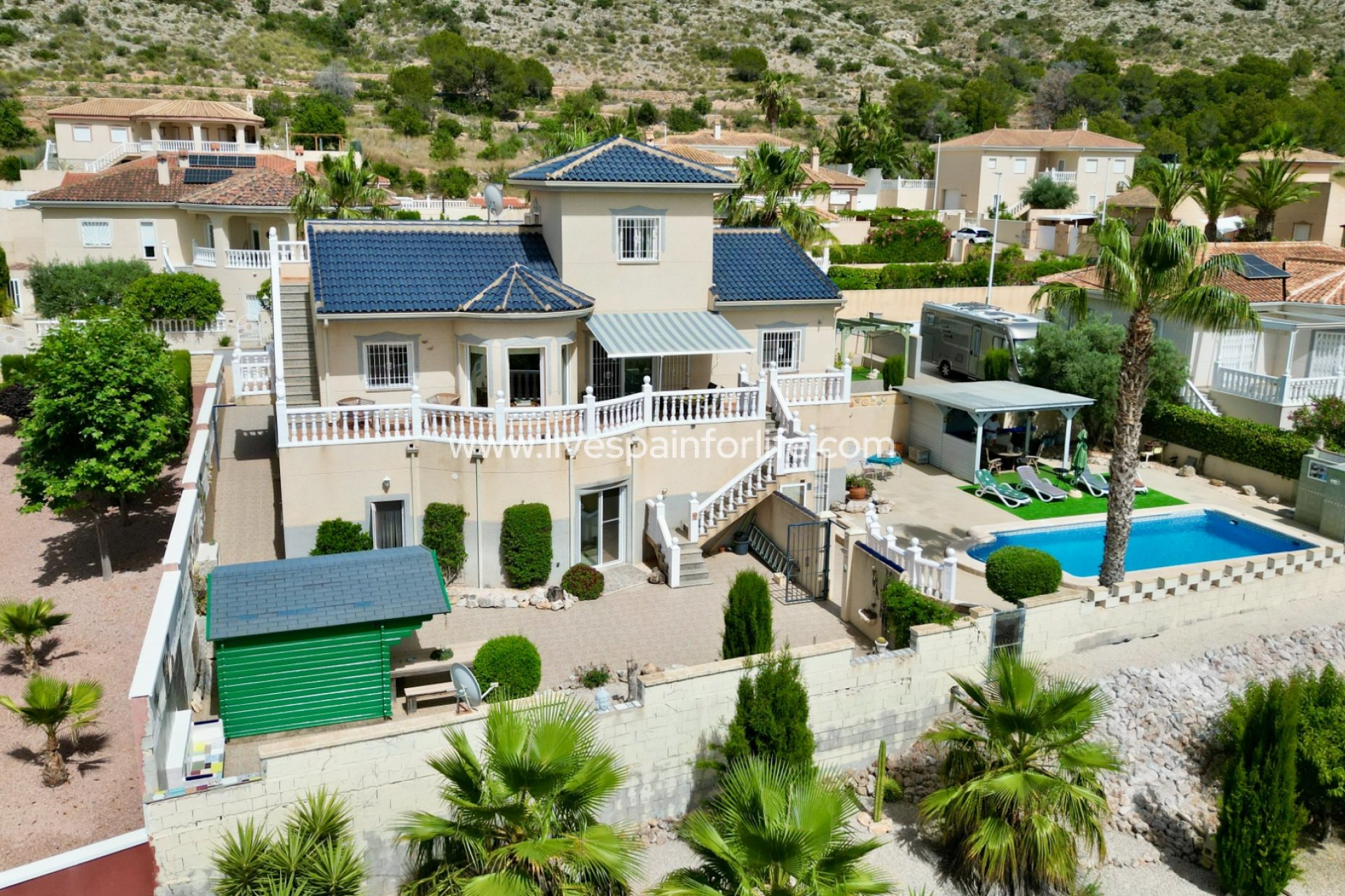  - Villa - Detached -
