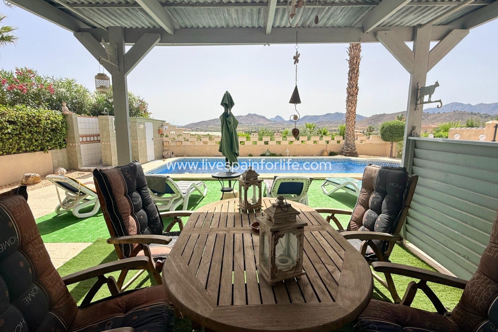  - Villa - Detached -
