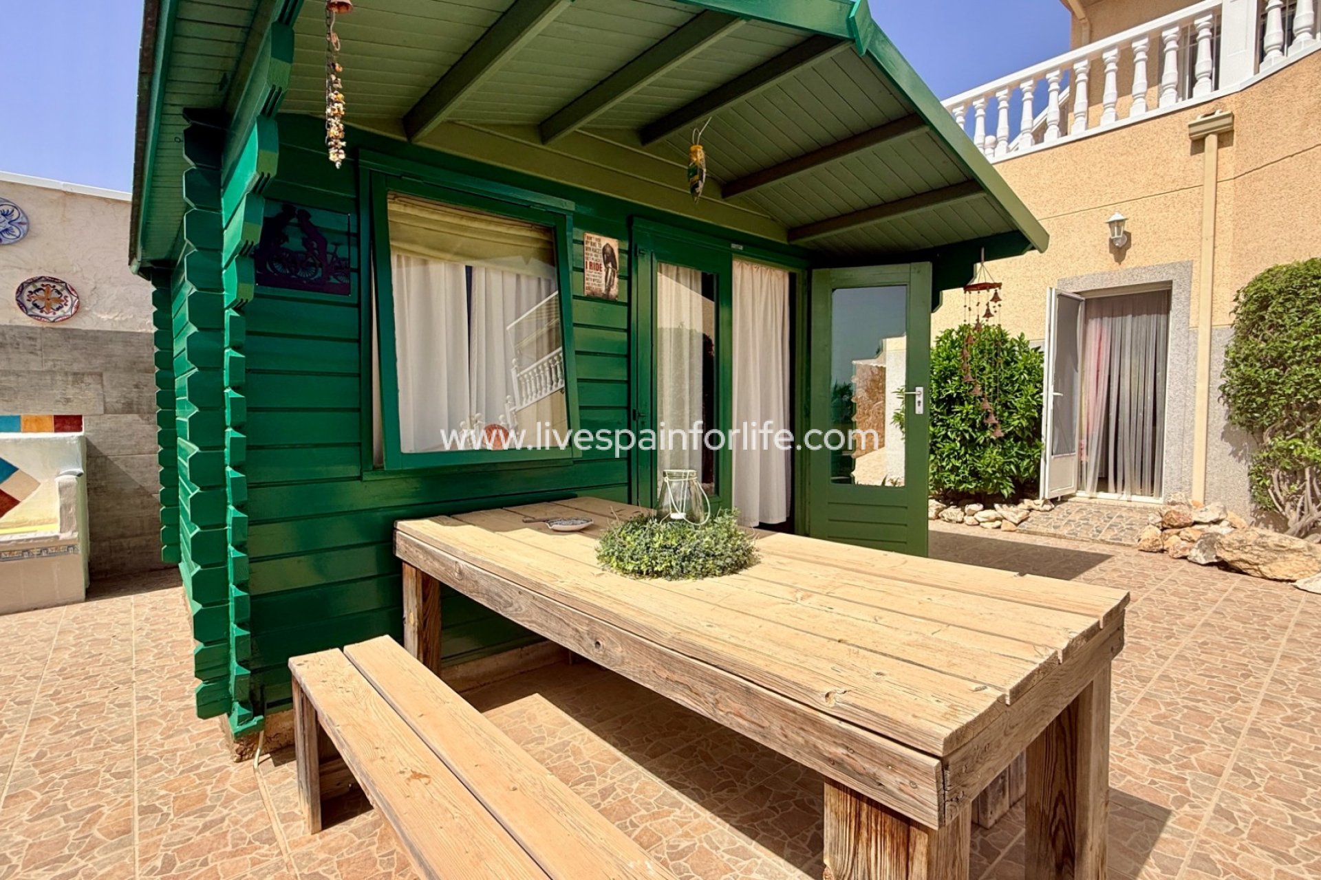  - Villa - Detached -
