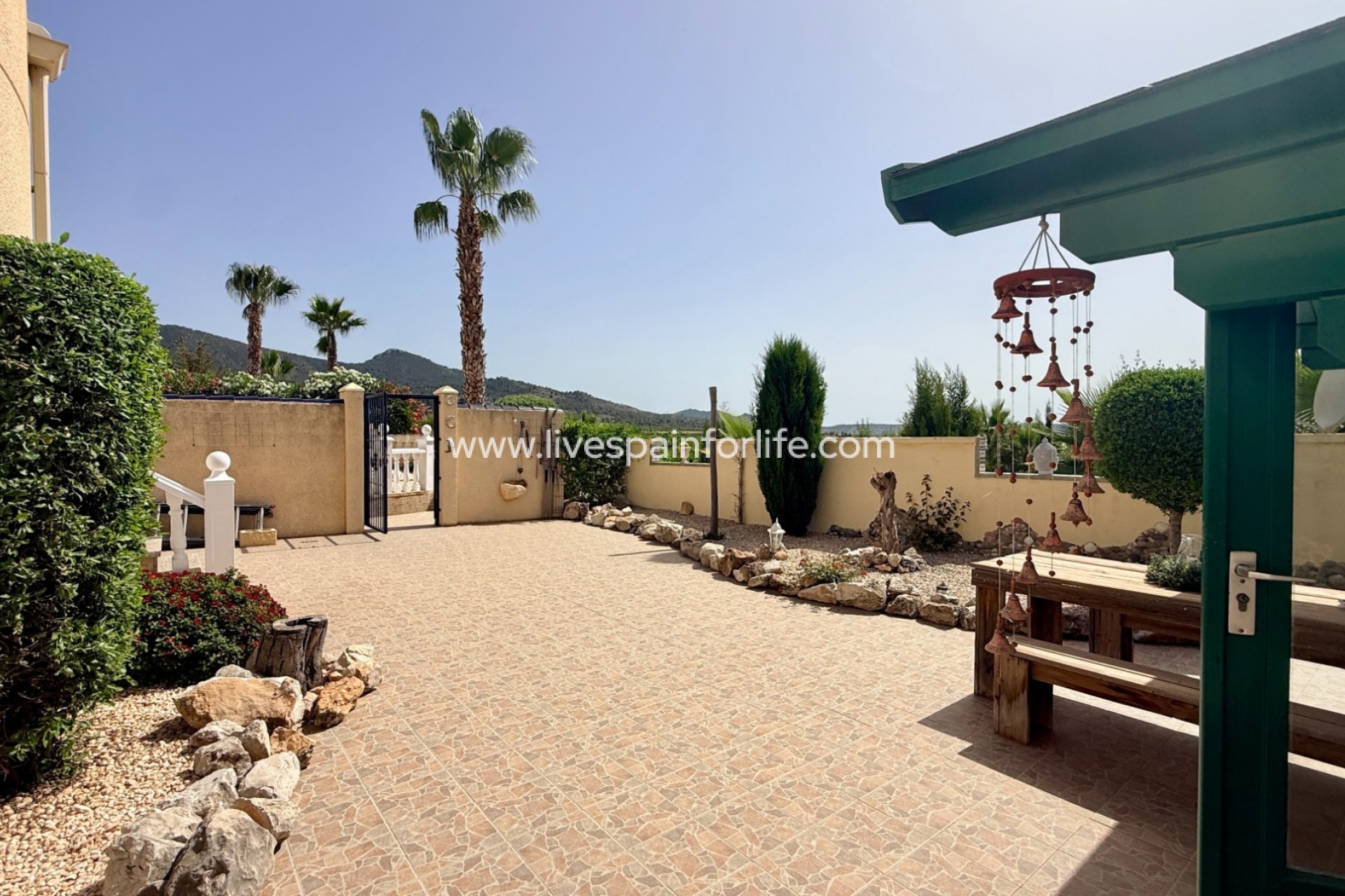  - Villa - Detached -
