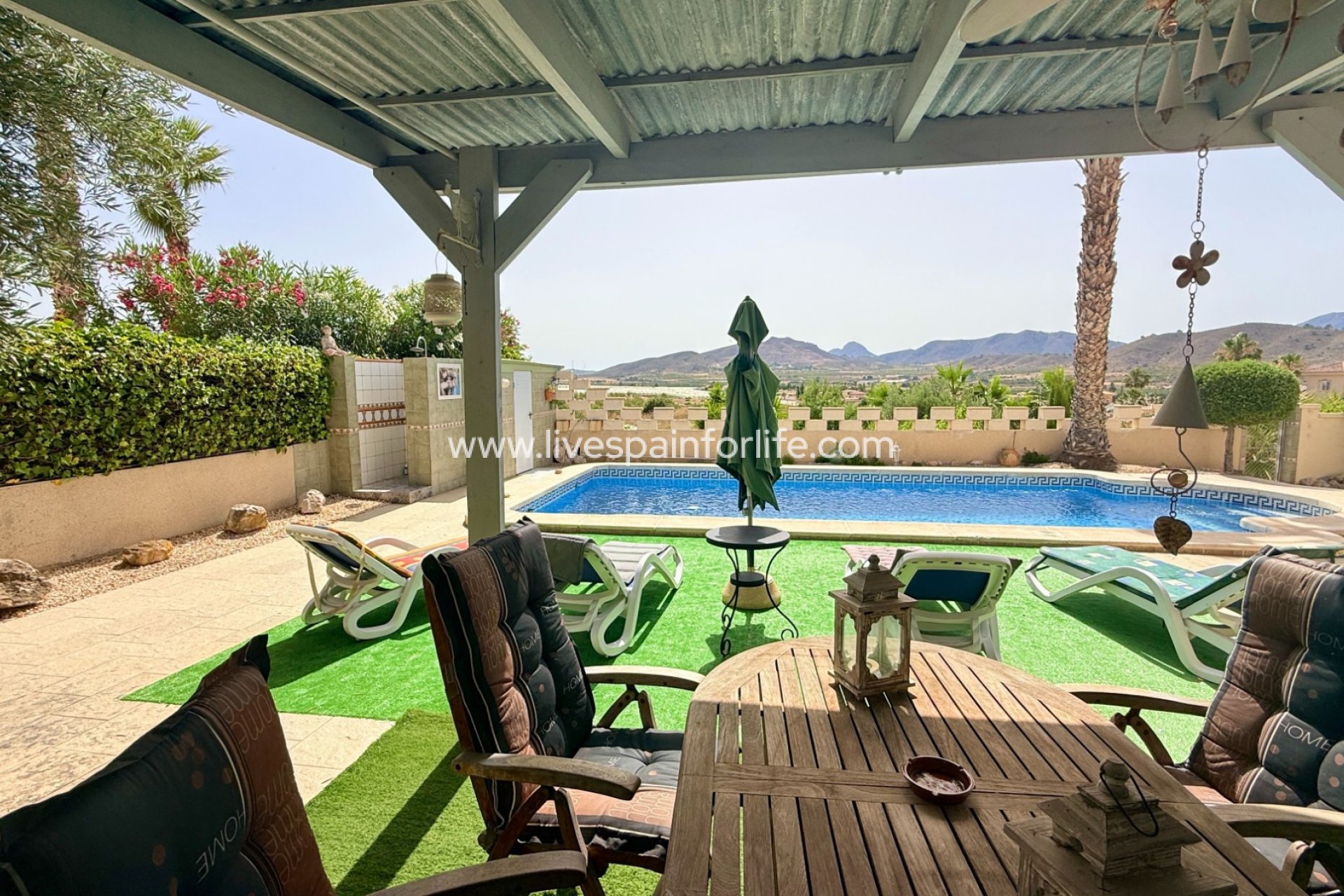  - Villa - Detached -
