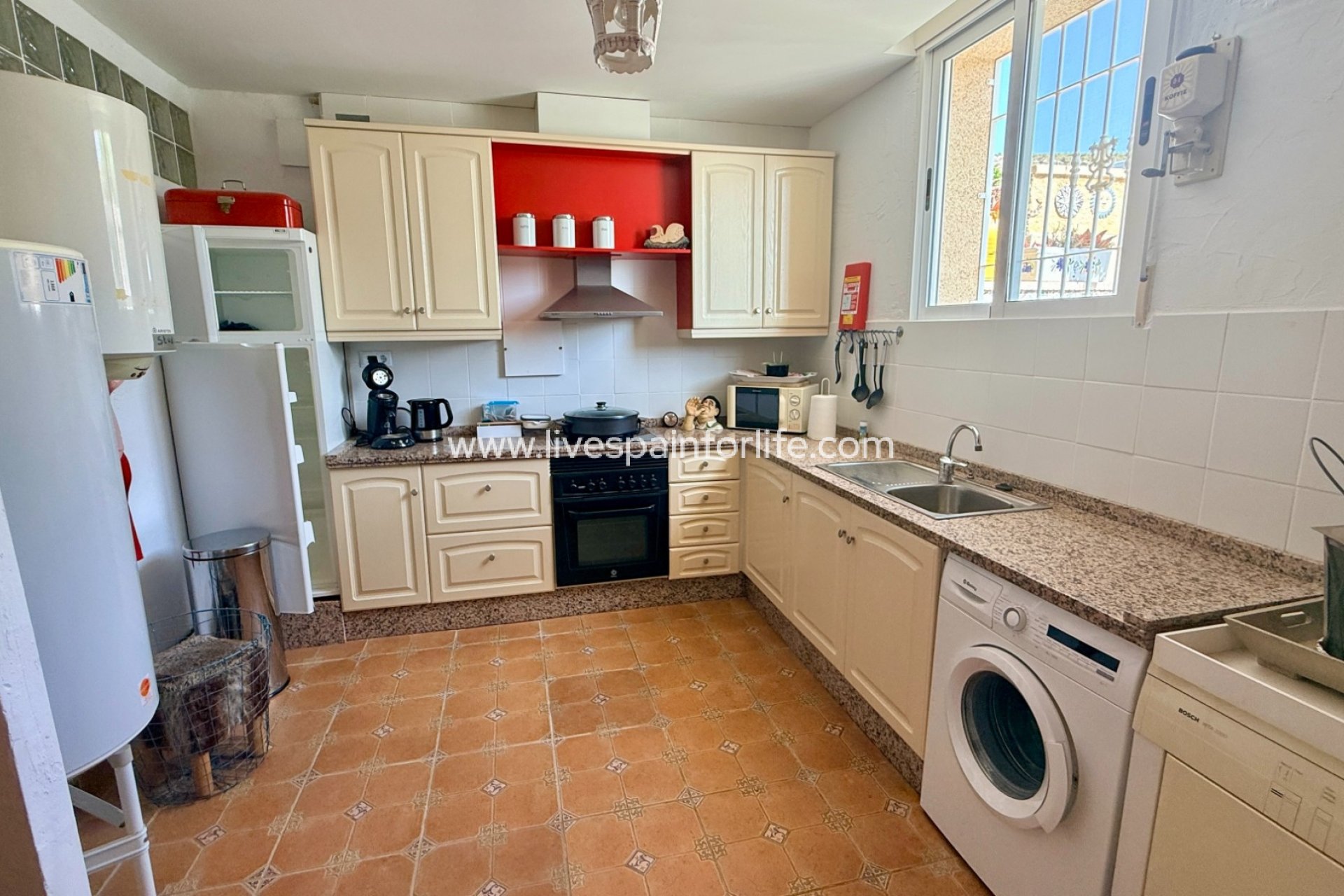  - Villa - Detached -
