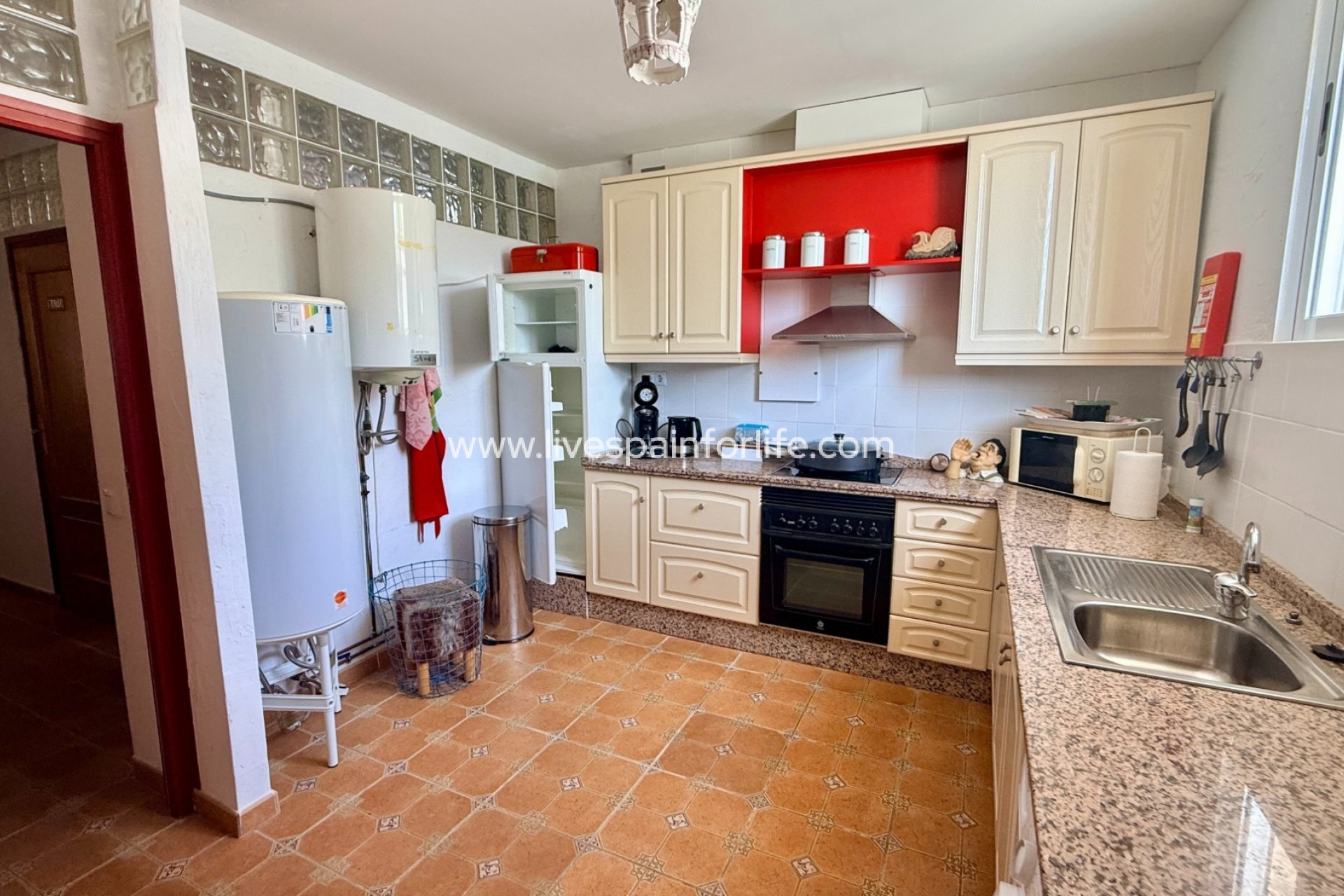  - Villa - Detached -
