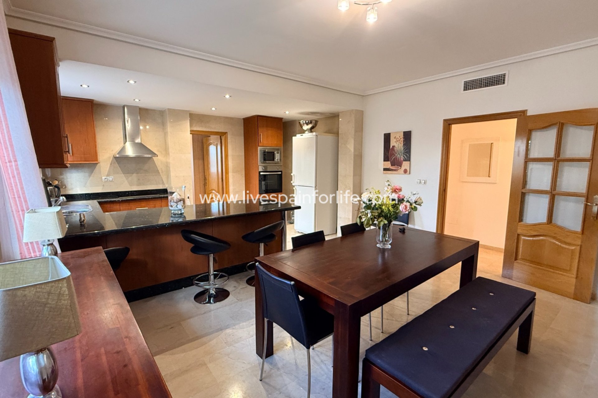  - Villa - Detached -
