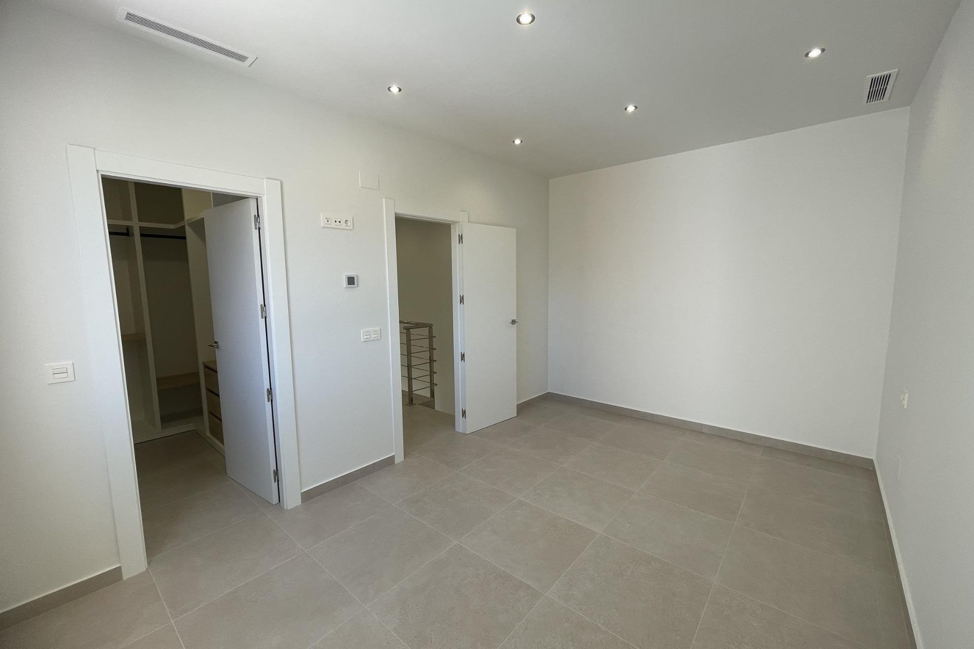  - Villa (freistehende) -
Almoradi - Heredades