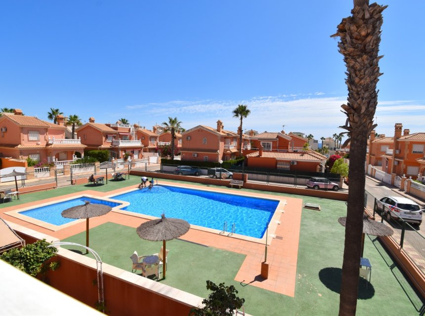  - Villa (freistehende) -
Orihuela Costa - Playa Flamenca