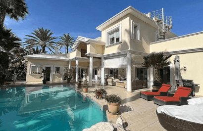 Villa (freistehende) - Weiterverkauf - Alicante -
                    Alicante