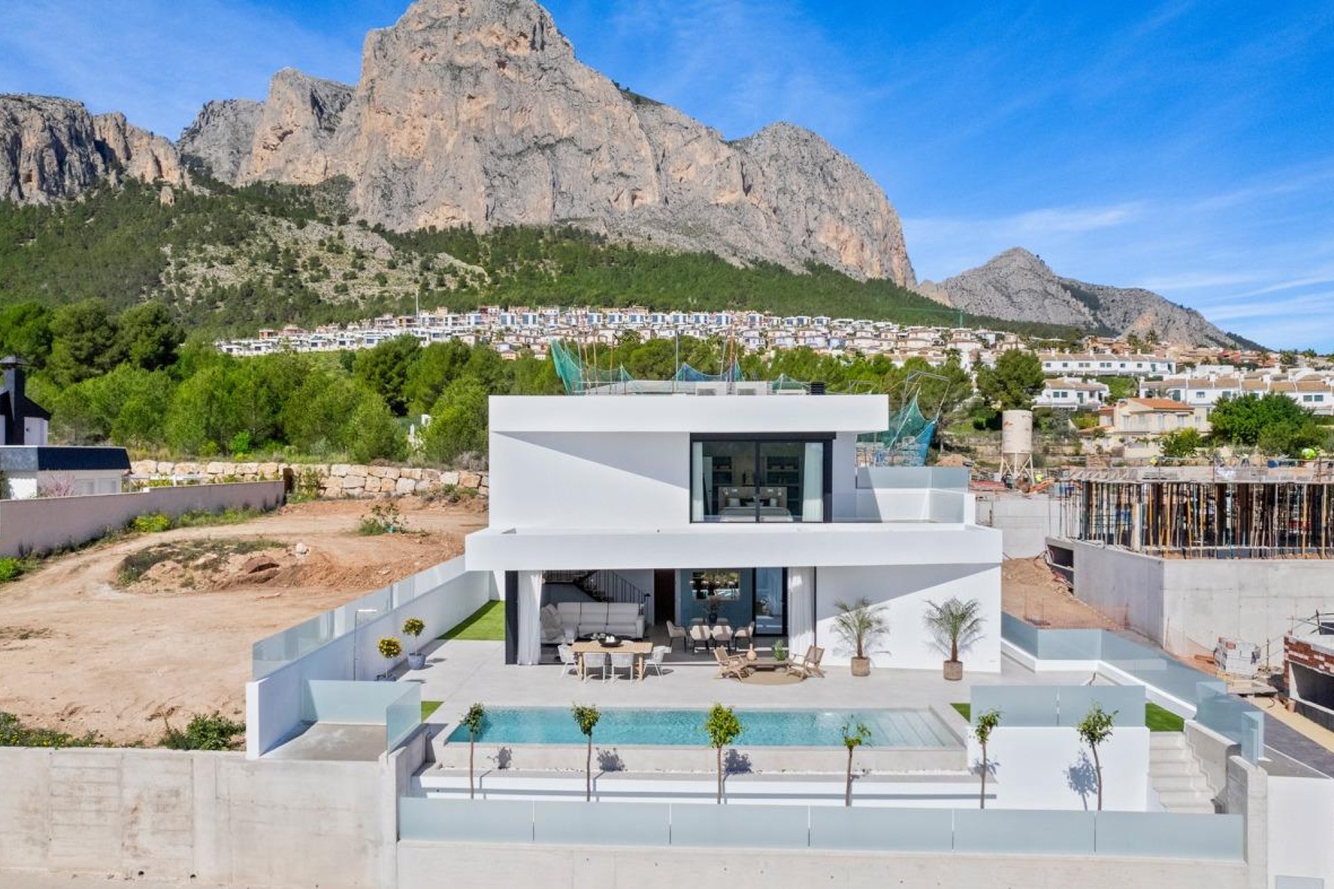  - Villa (indépendant) -
Polop - Urbanizaciones