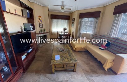 Villa (indépendant) - Revente - San Miguel De Salinas -
                    pueblo