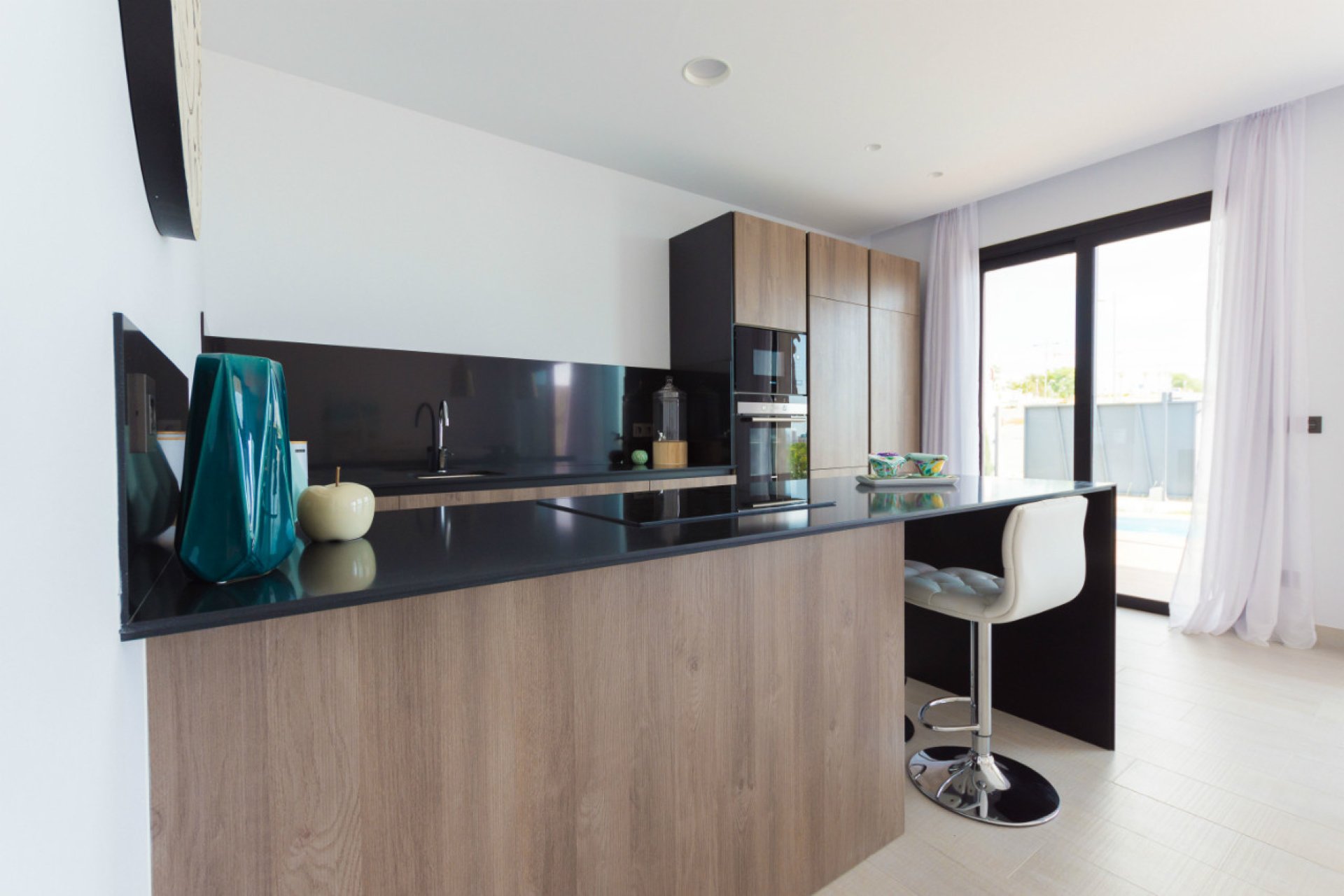  - Villa (semi-detached) -
