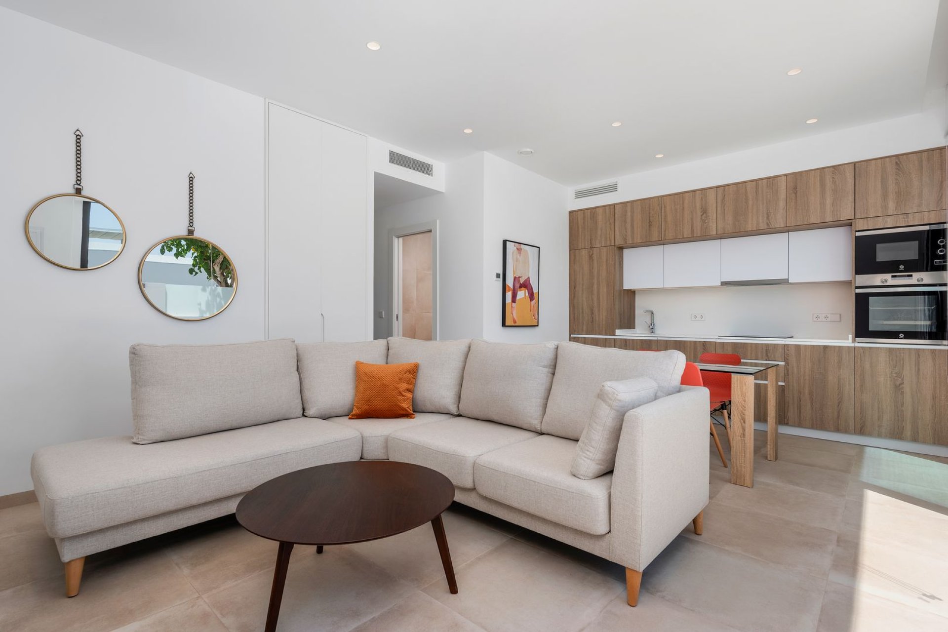  - Villa (semi-detached) -
