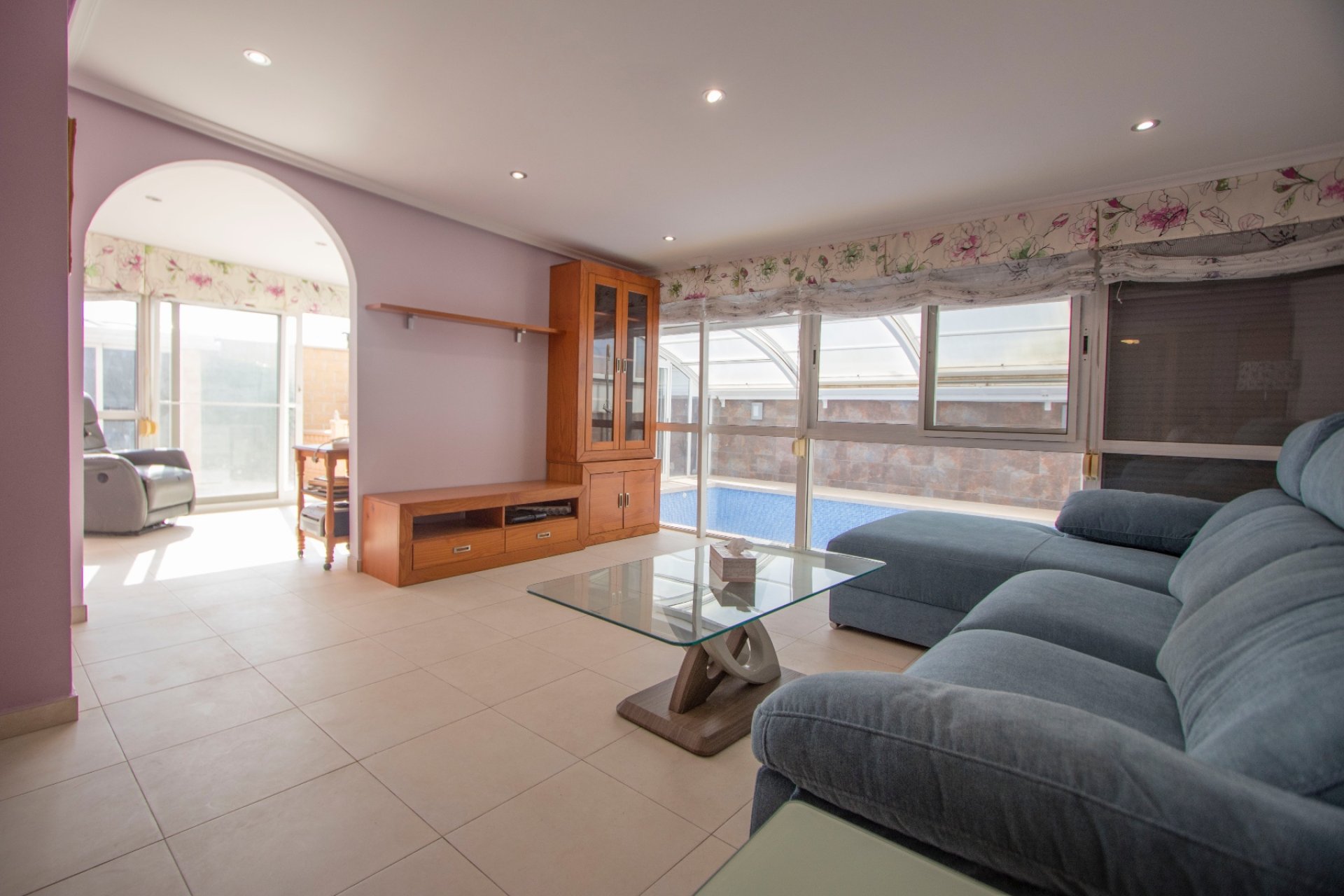  - Villa (semi-detached) -
