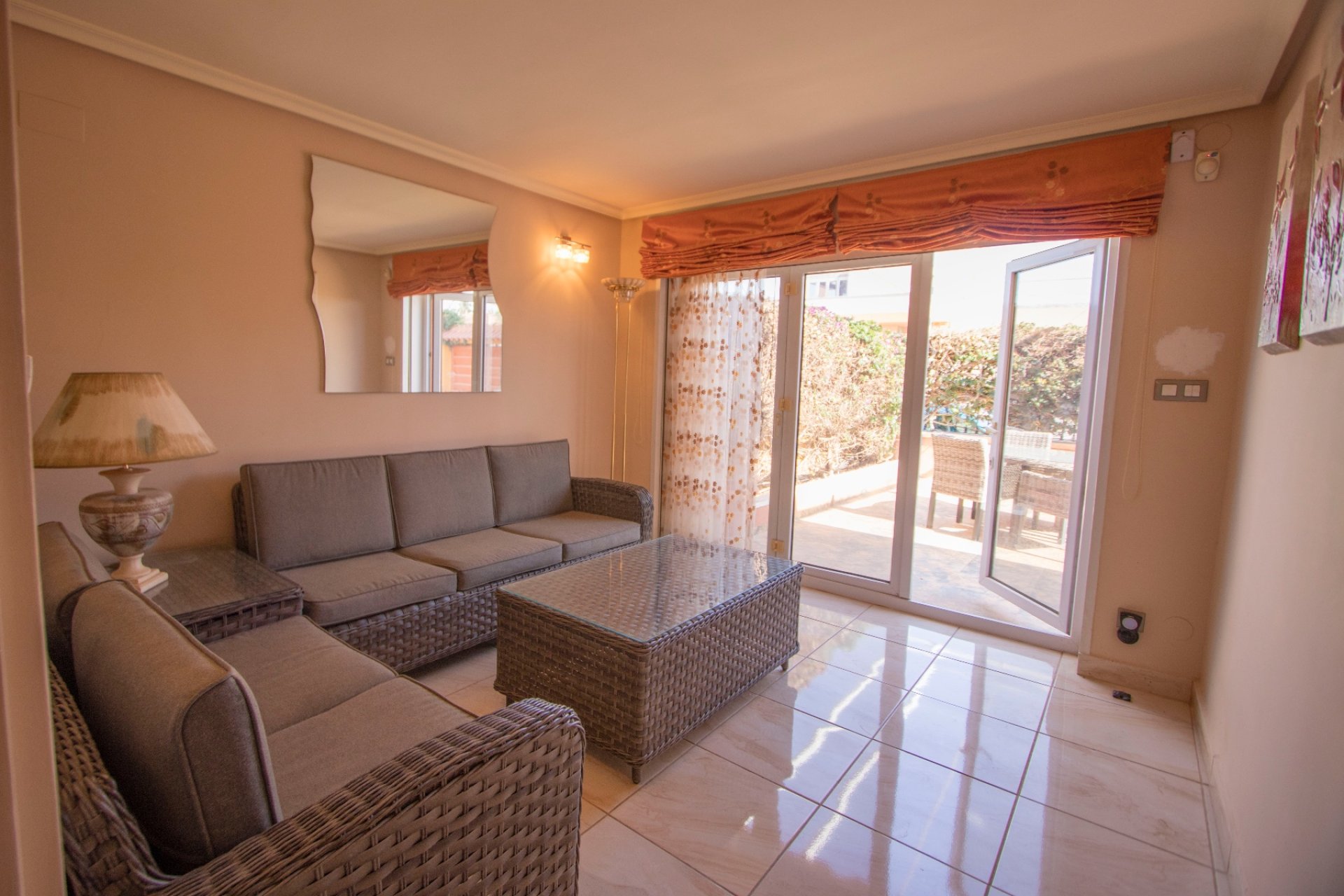  - Villa (semi-detached) -
