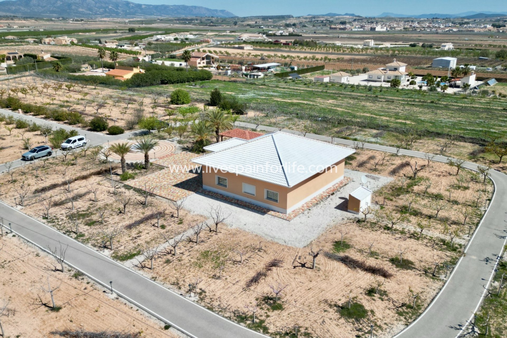 Weiterverkauf - 5. Finca / Country Property -
Pinoso