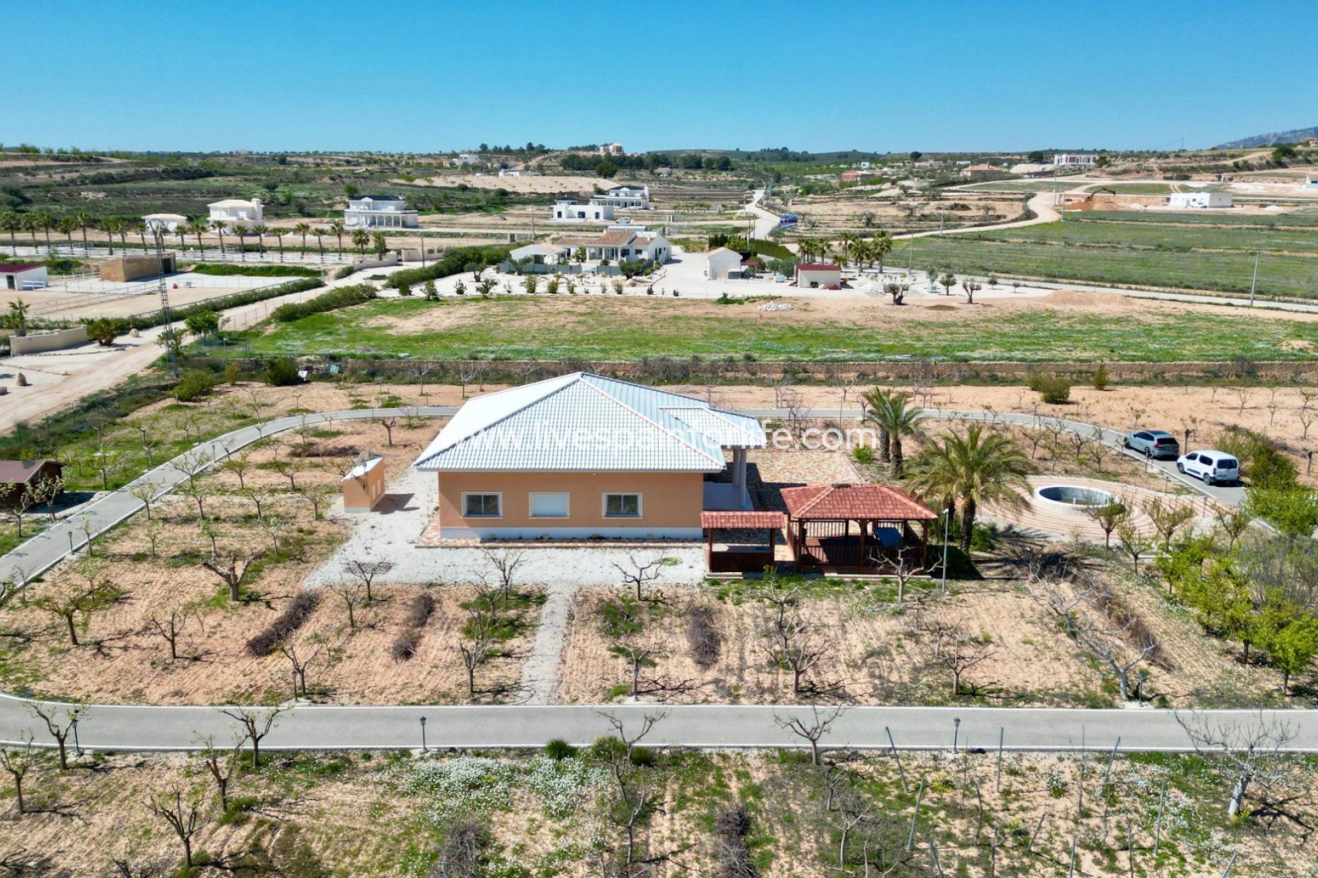 Weiterverkauf - 5. Finca / Country Property -
Pinoso