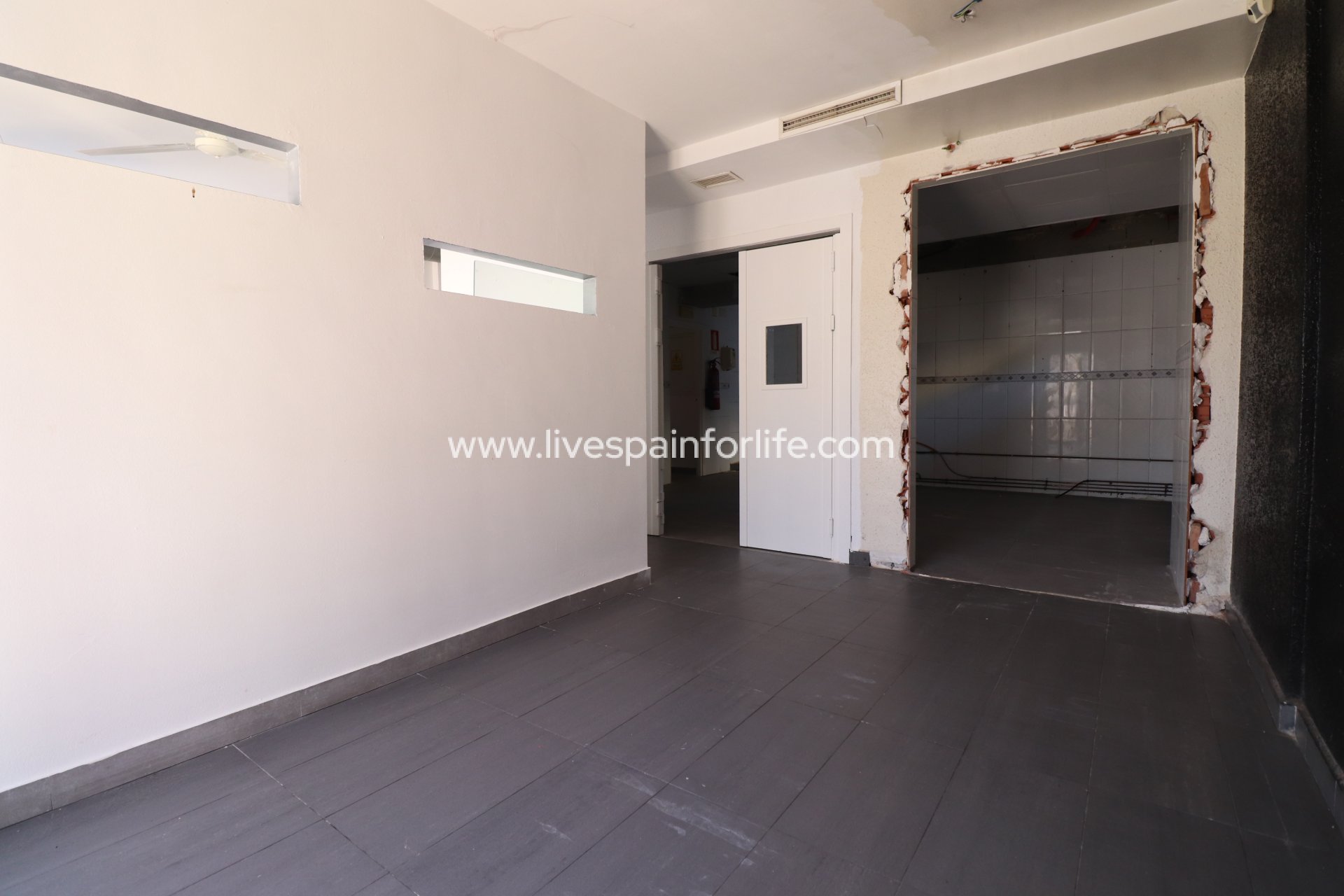 Weiterverkauf - Commercial (Freehold) -
Ciudad Quesada - La Marquesa