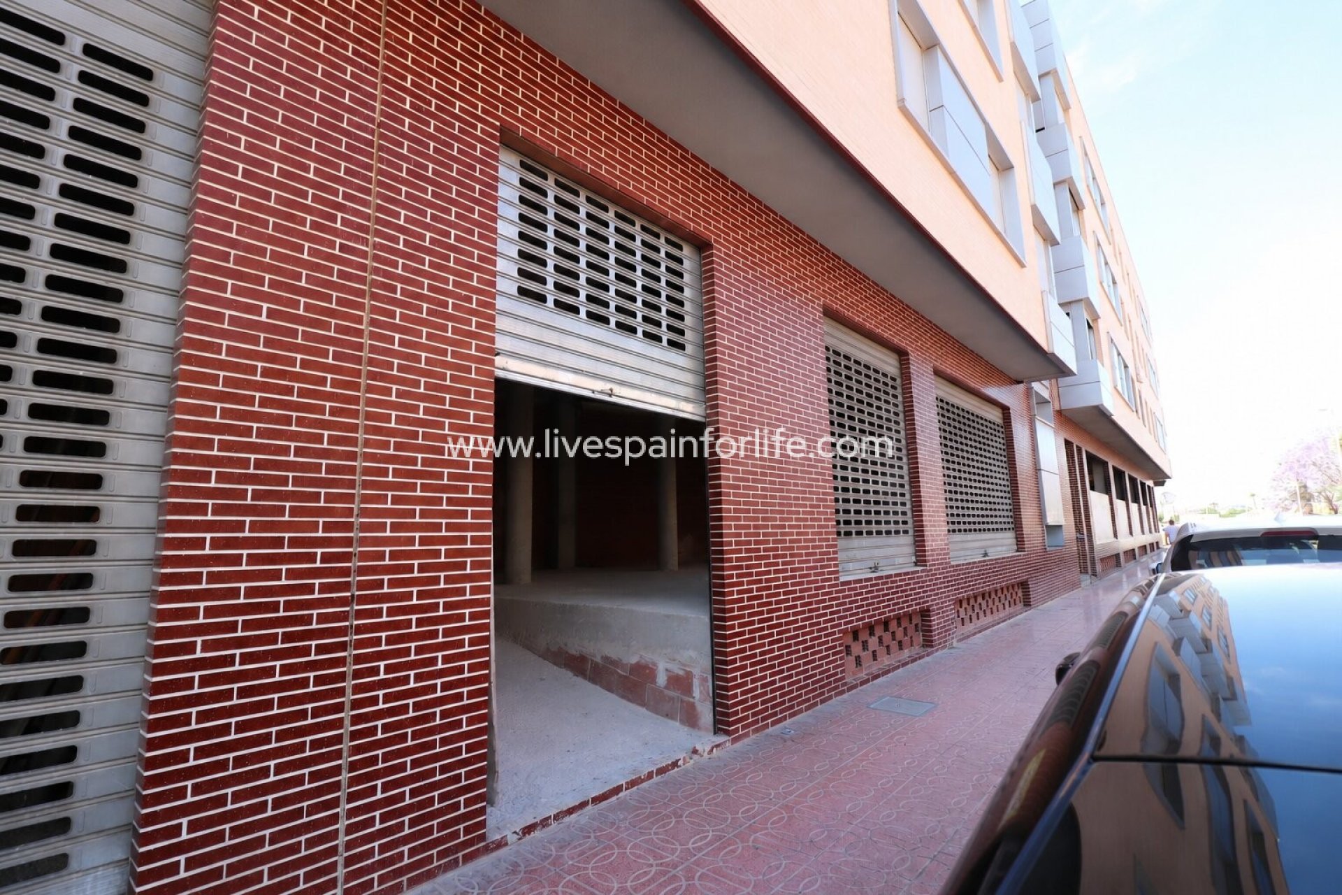 Weiterverkauf - Commercial (Freehold) -
Rojales - Rojales - Village