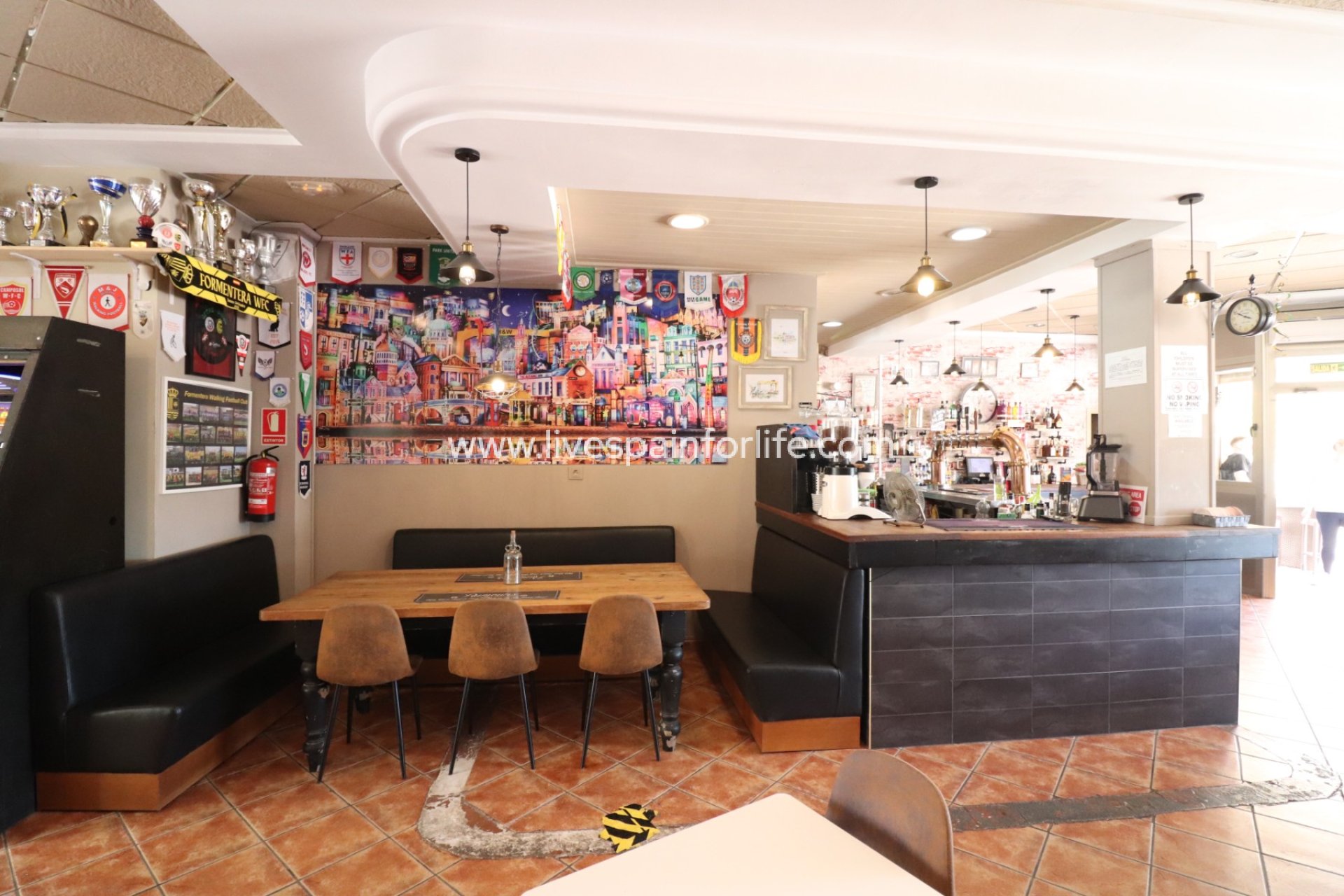 Weiterverkauf - Commercial (Leasehold) -
Formentera Del Segura - Formentera - Village