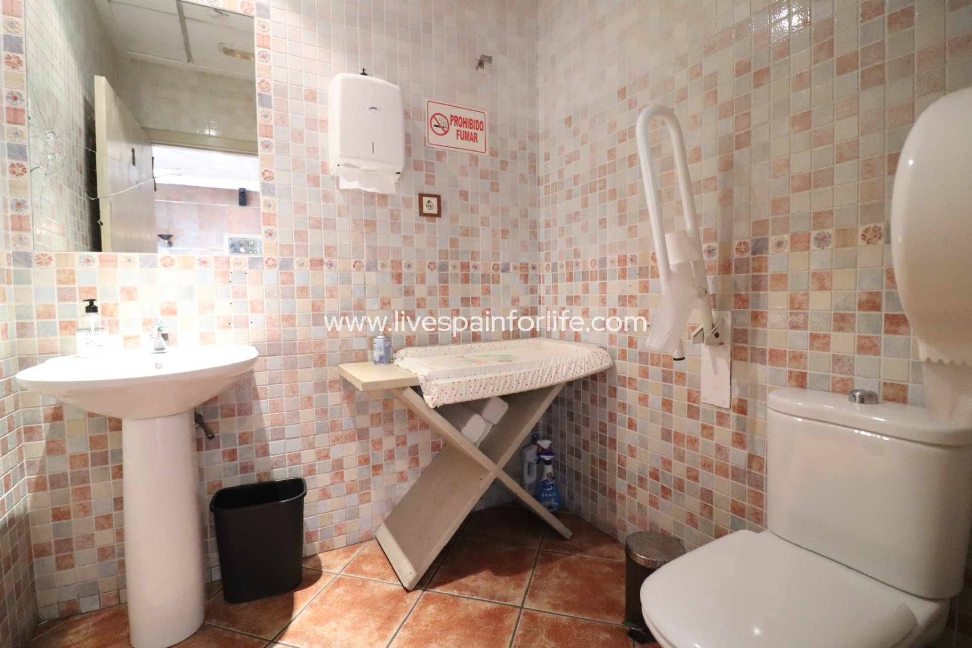 Weiterverkauf - Commercial (Leasehold) -
Formentera Del Segura - Formentera - Village