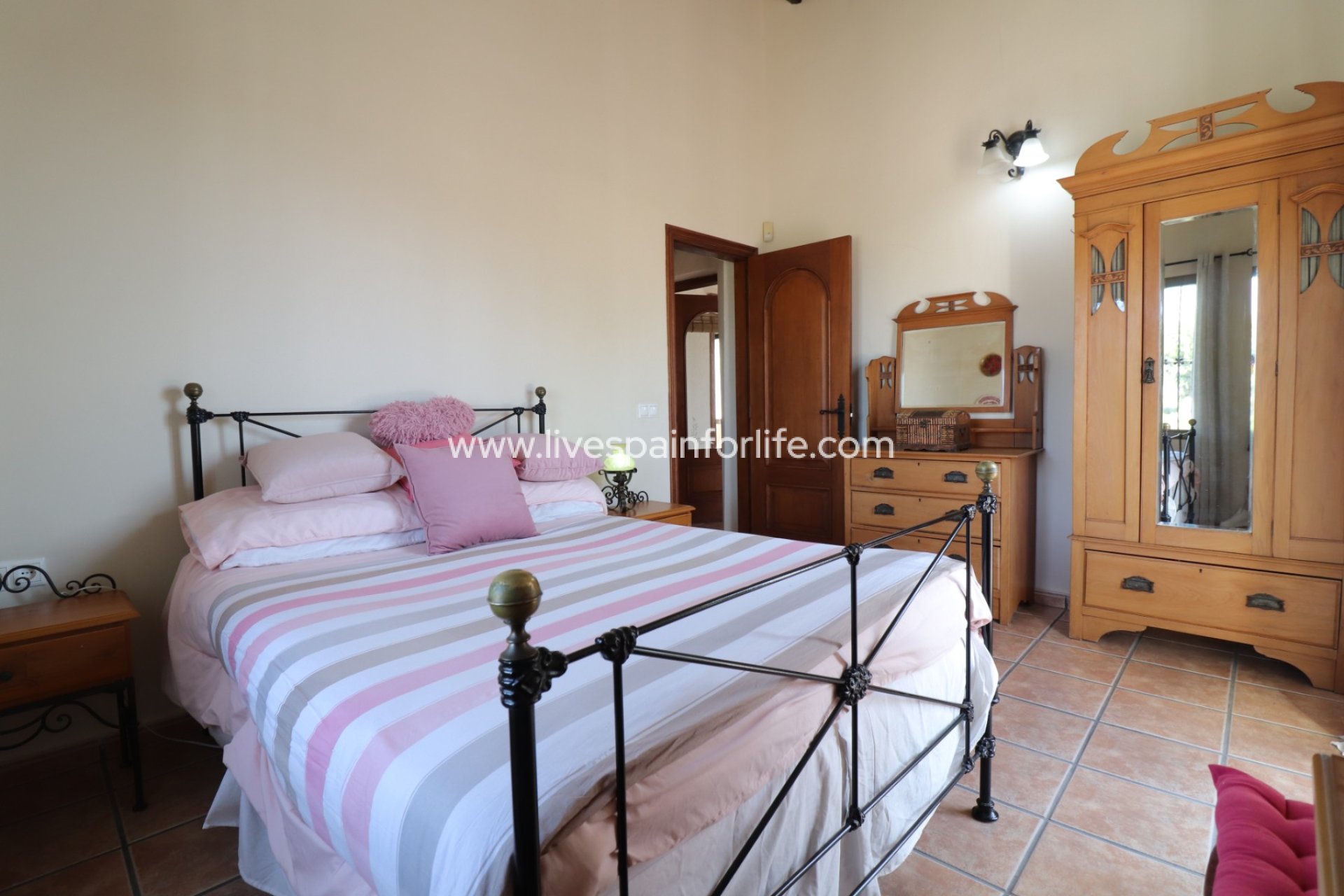 Weiterverkauf - Country house -
Albatera - Albatera - Country