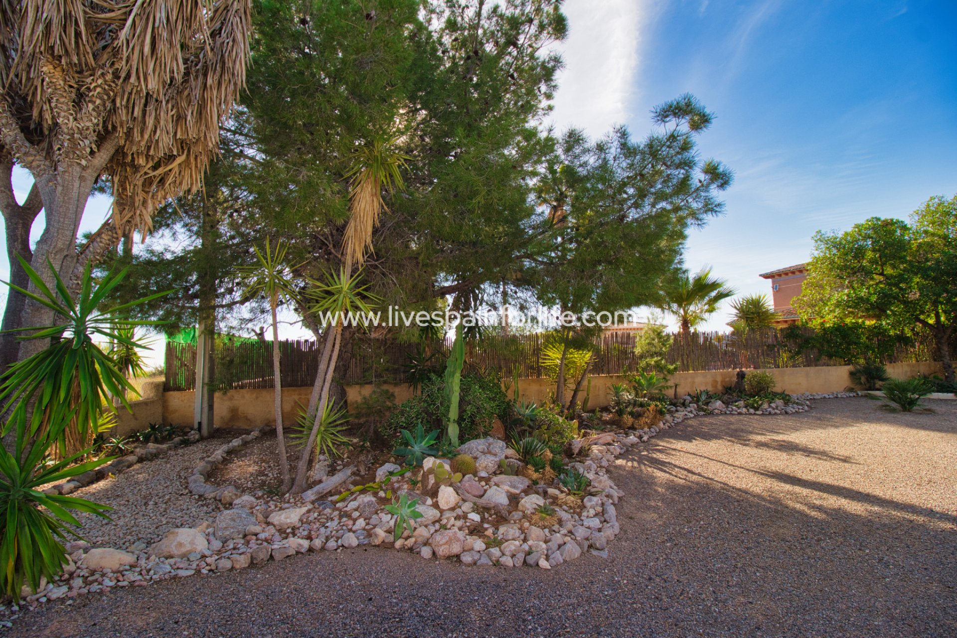 Weiterverkauf - Country house -
Albatera