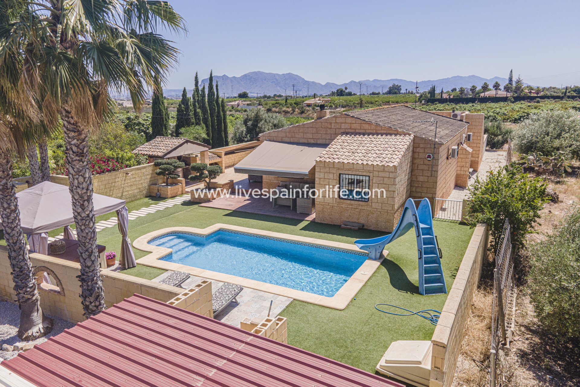 Weiterverkauf - Country house -
Albatera