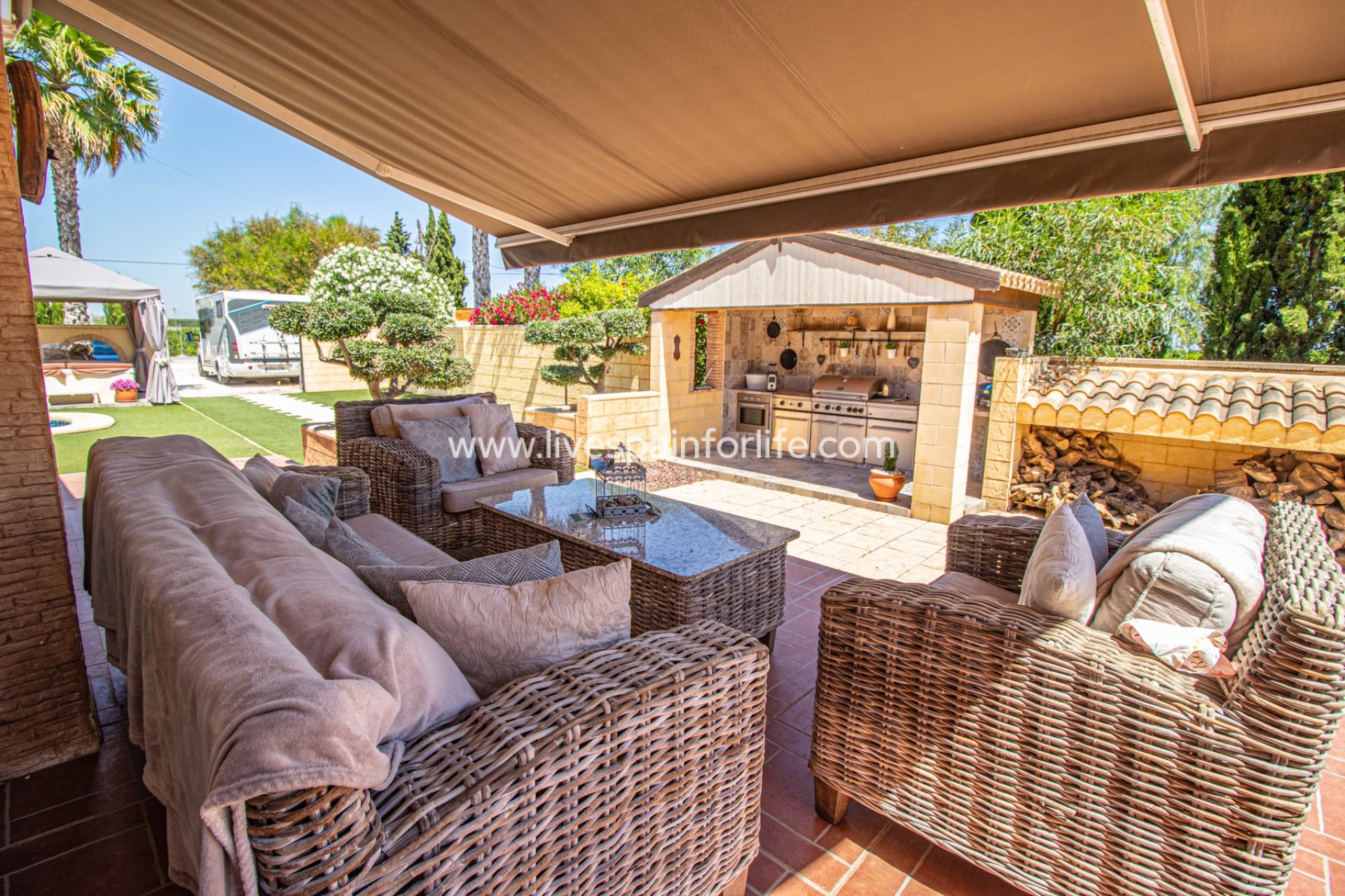 Weiterverkauf - Country house -
Albatera