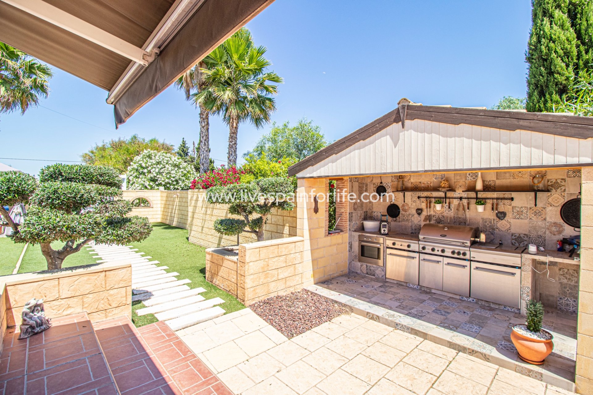 Weiterverkauf - Country house -
Albatera