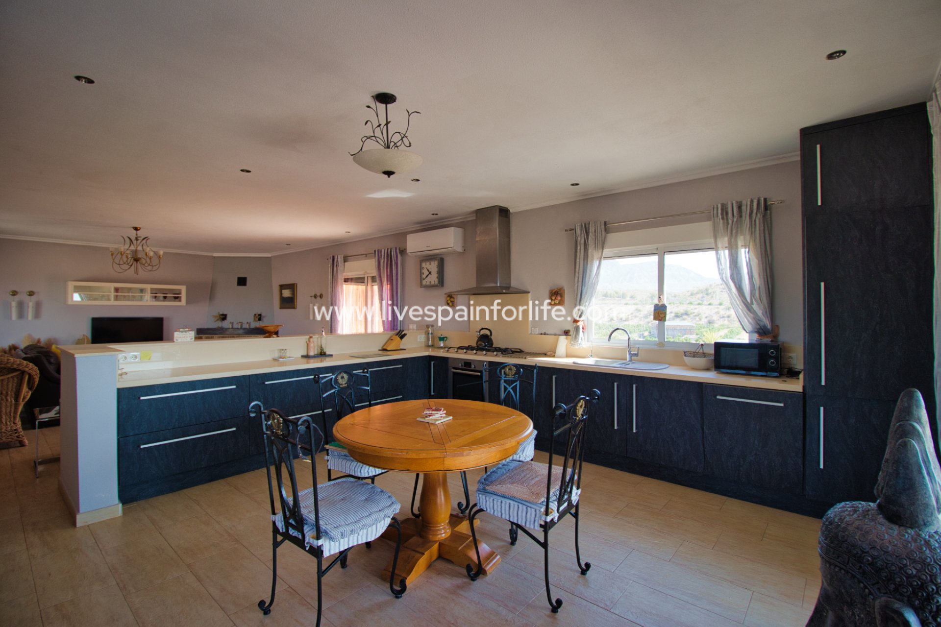 Weiterverkauf - Country house -
Albatera