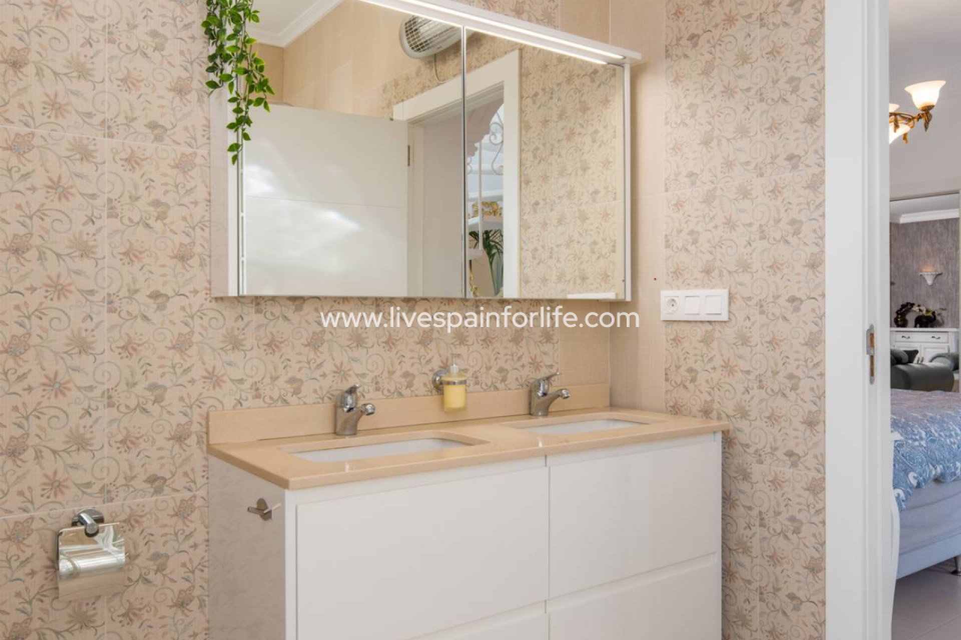 Weiterverkauf - Country house -
Alicante