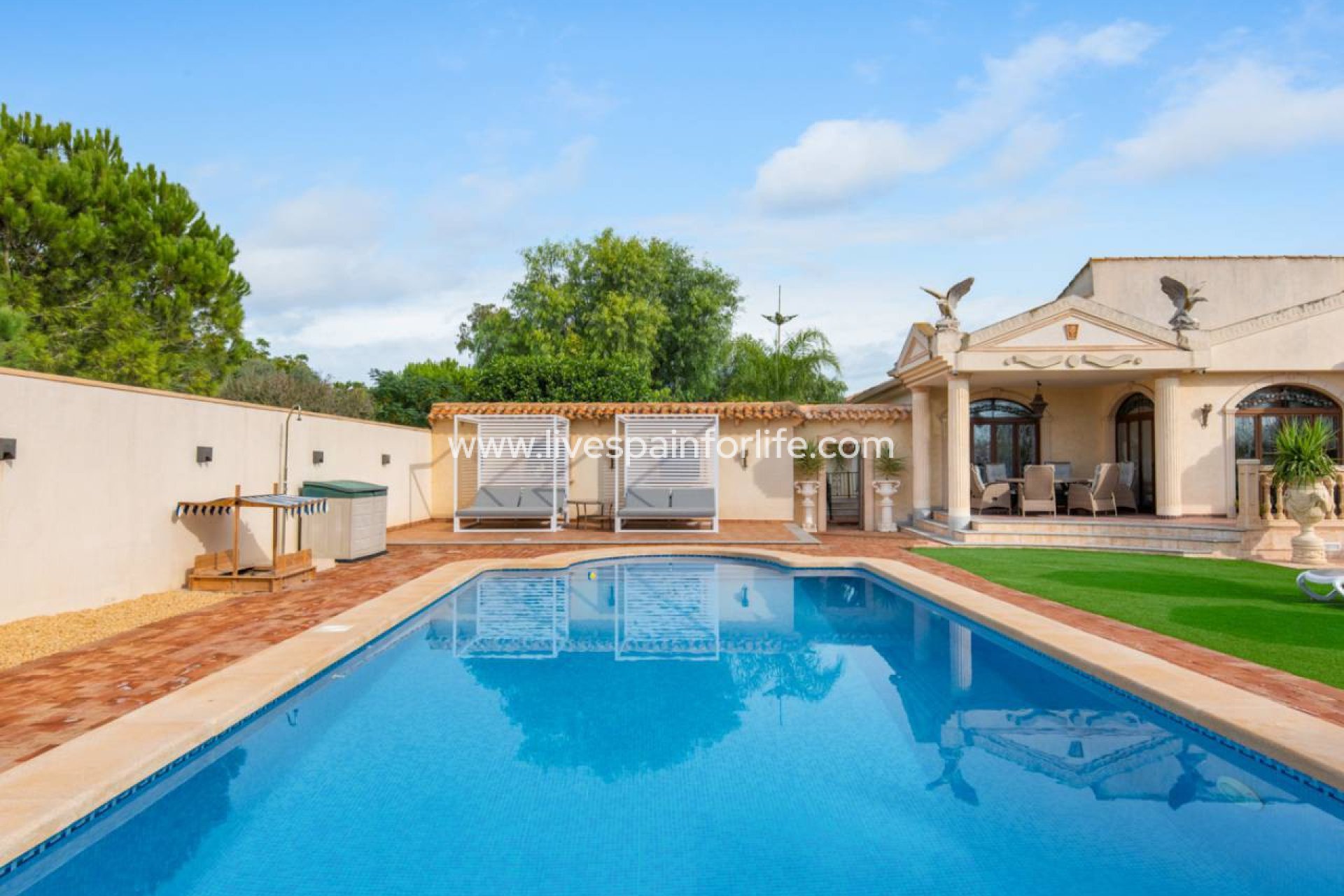 Weiterverkauf - Country house -
Alicante