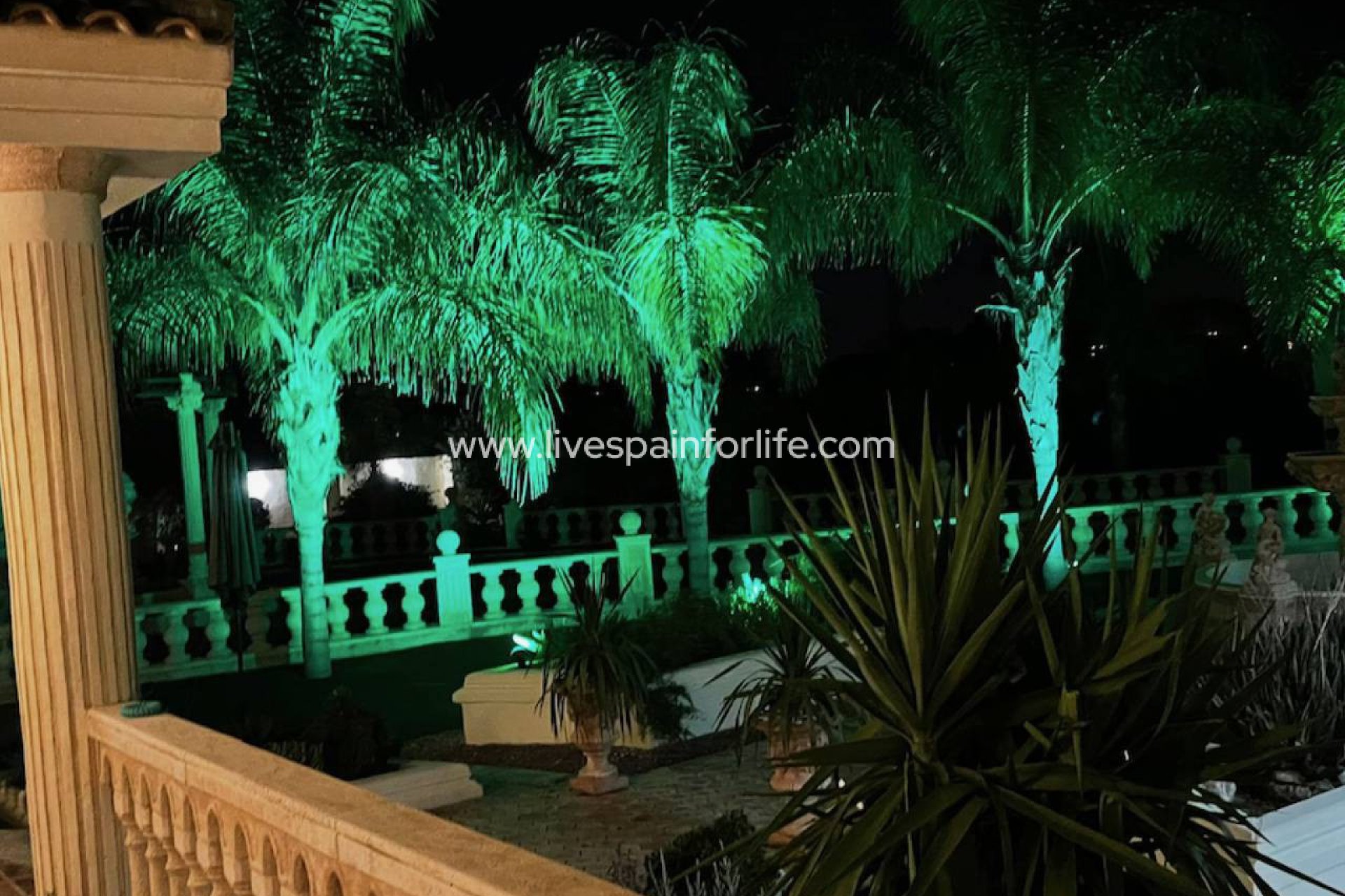 Weiterverkauf - Country house -
Alicante