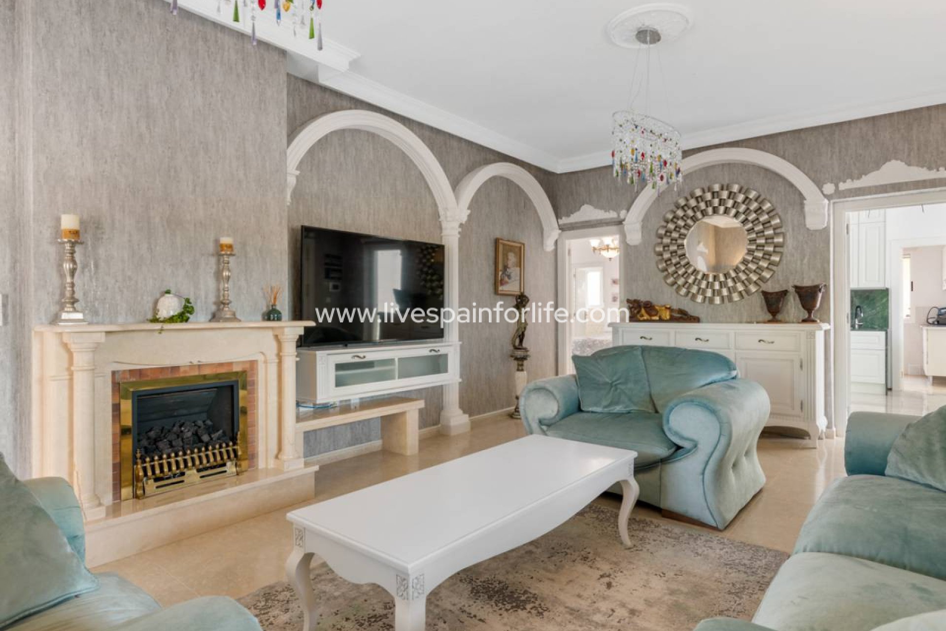 Weiterverkauf - Country house -
Alicante