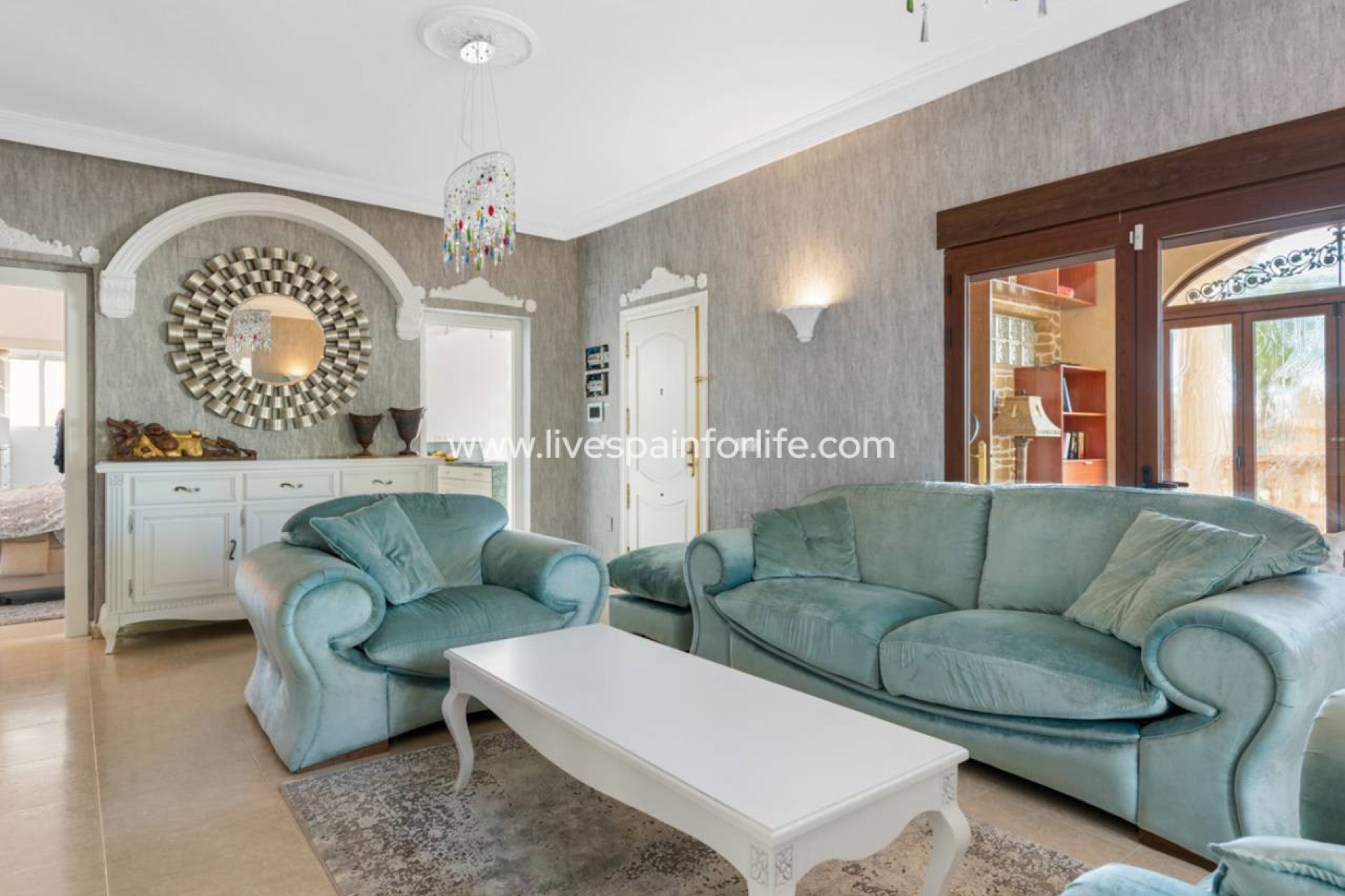 Weiterverkauf - Country house -
Alicante