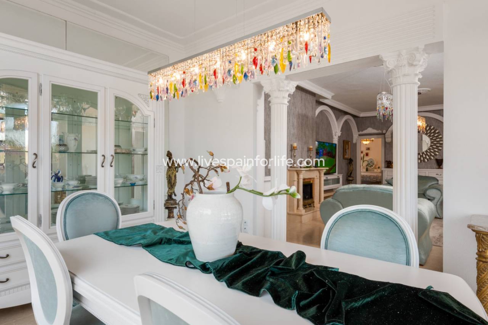 Weiterverkauf - Country house -
Alicante