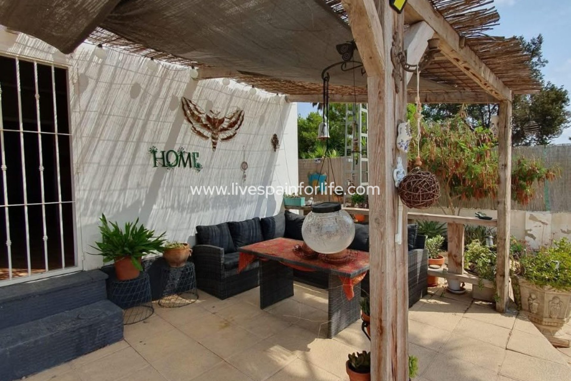 Weiterverkauf - Country house -
Alicante