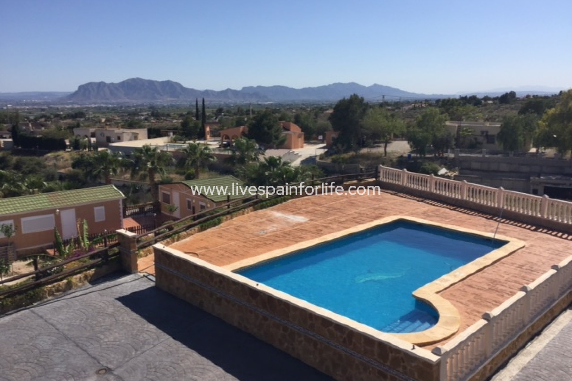 Weiterverkauf - Country house -
Alicante