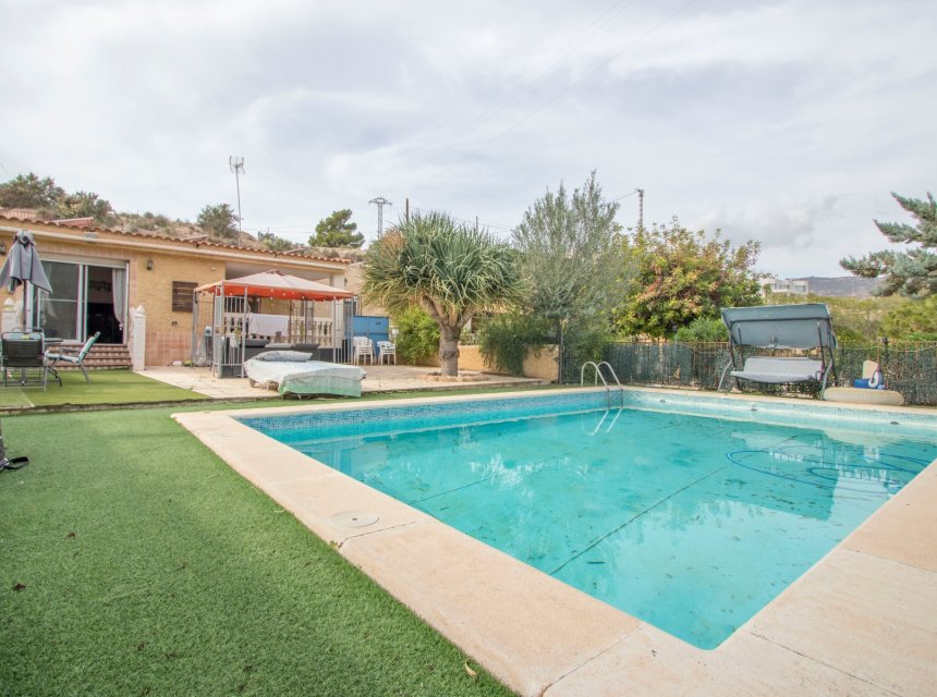 Weiterverkauf - Country house -
Alicante