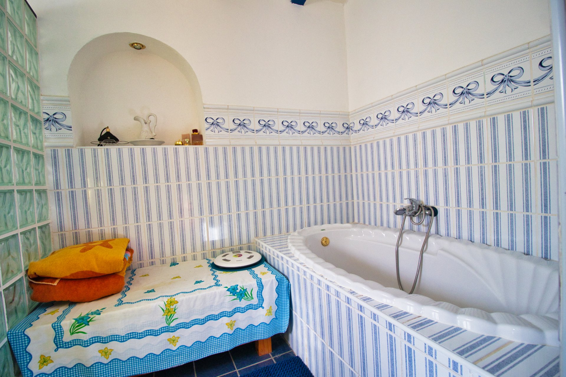 Weiterverkauf - Country house -
Alicante