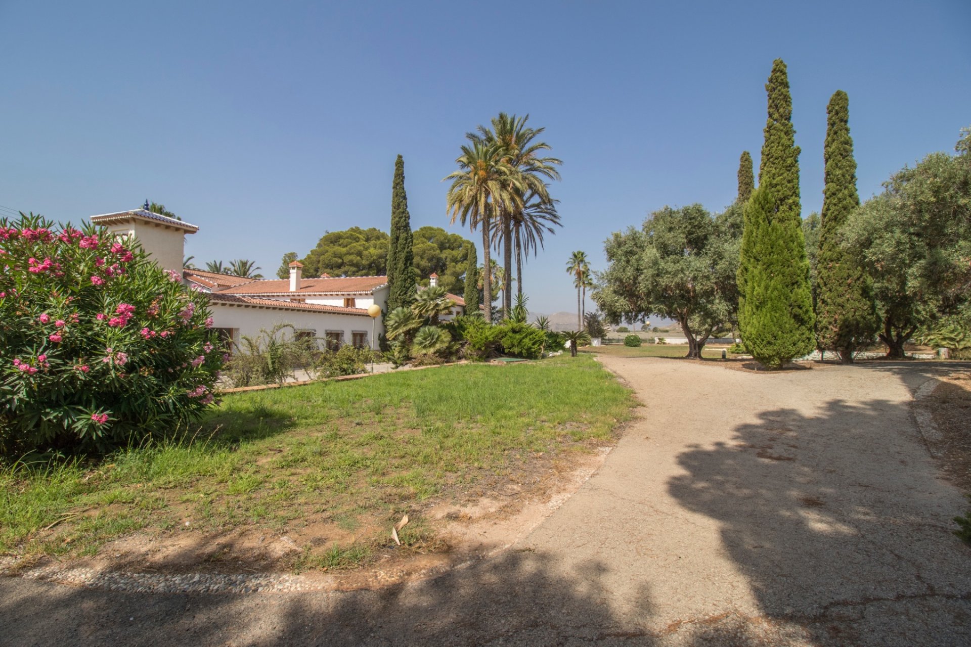 Weiterverkauf - Country house -
Alicante