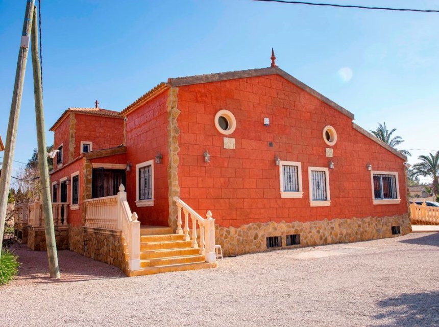 Weiterverkauf - Country house -
Alicante