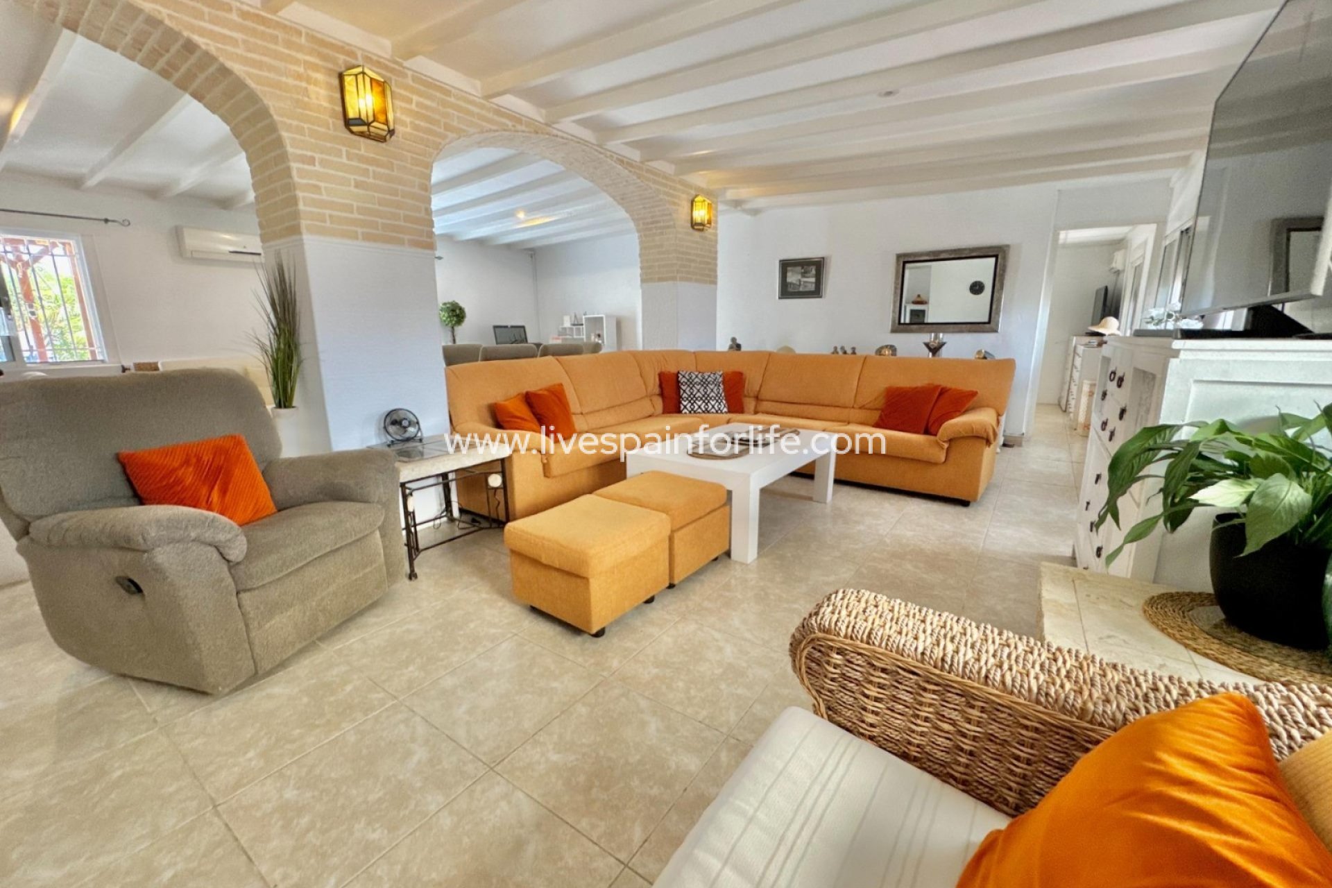 Weiterverkauf - Country house -
Alicante