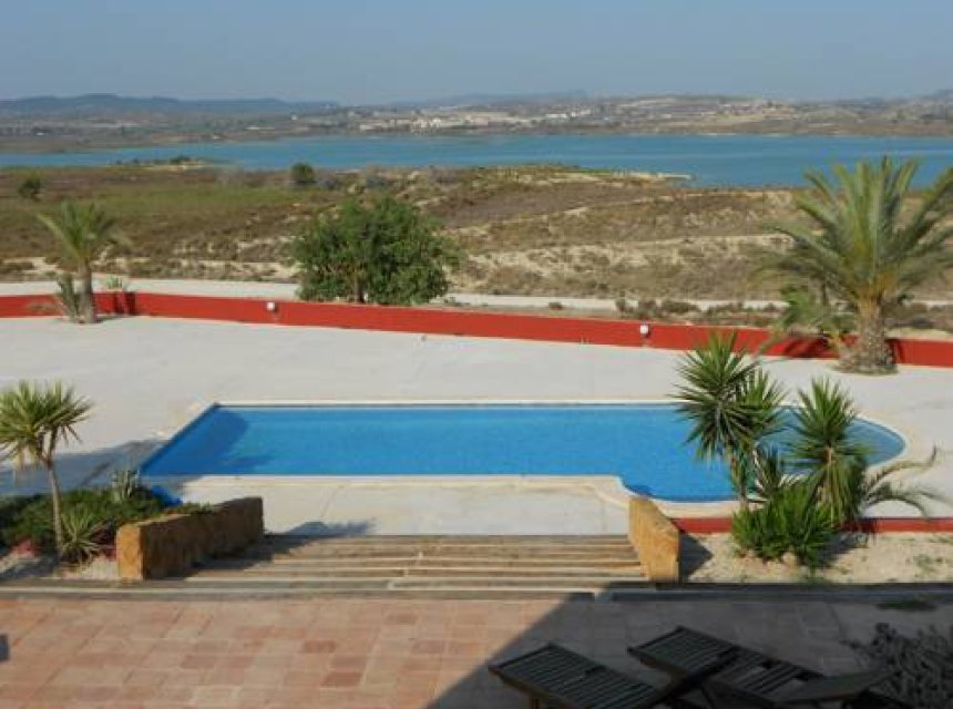 Weiterverkauf - Country house -
Alicante