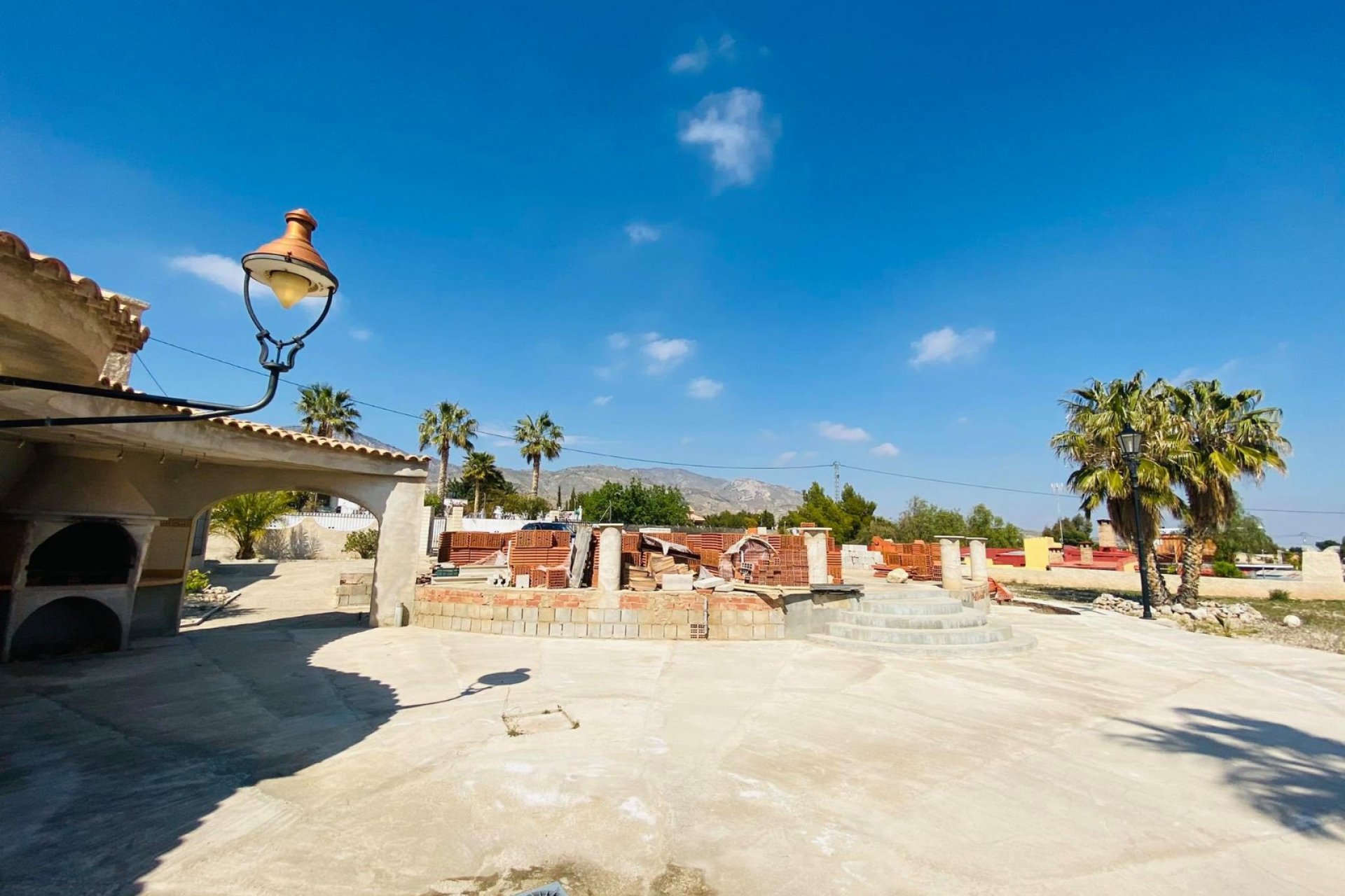 Weiterverkauf - Country house -
Alicante