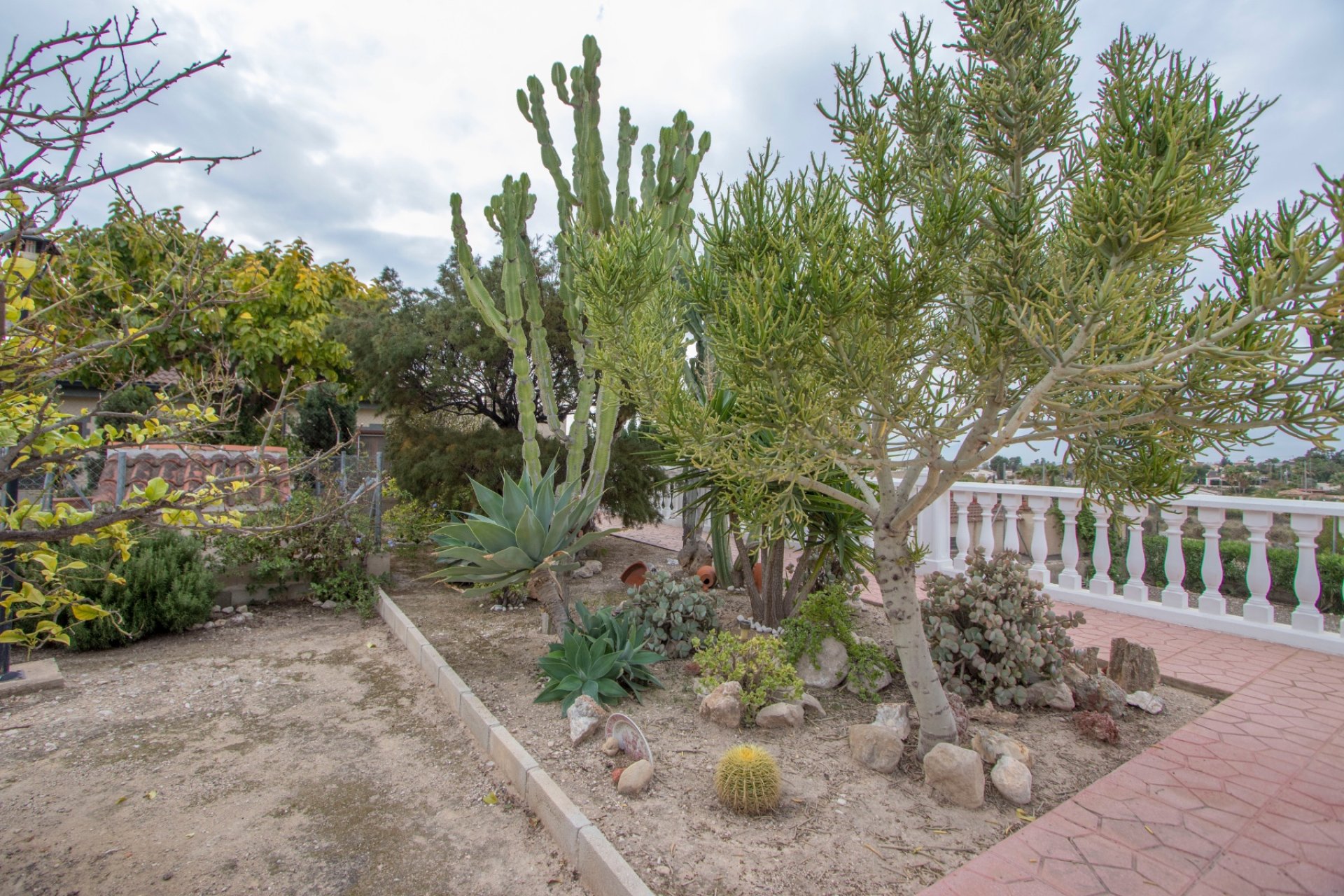 Weiterverkauf - Country house -
Alicante