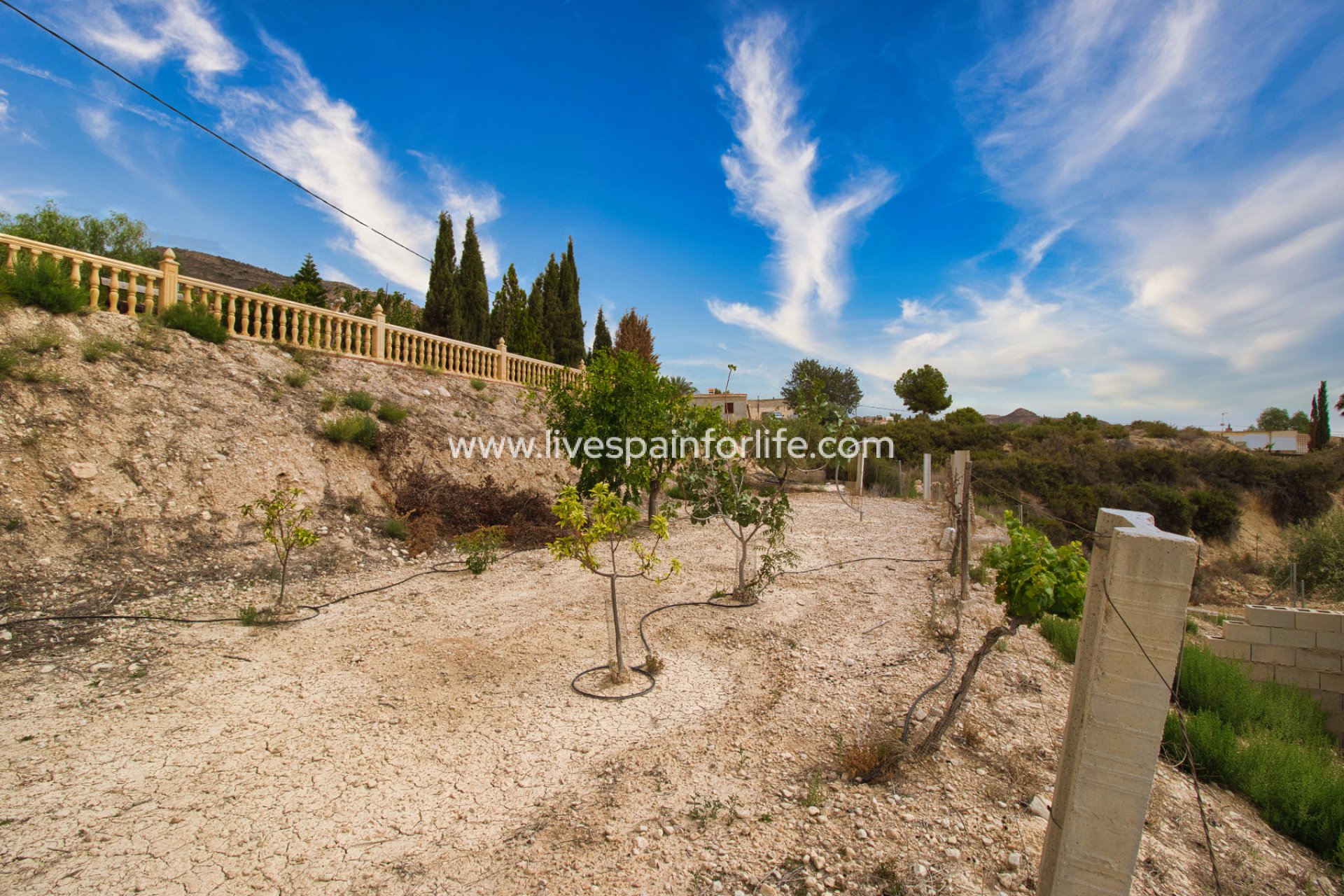 Weiterverkauf - Country house -
Alicante