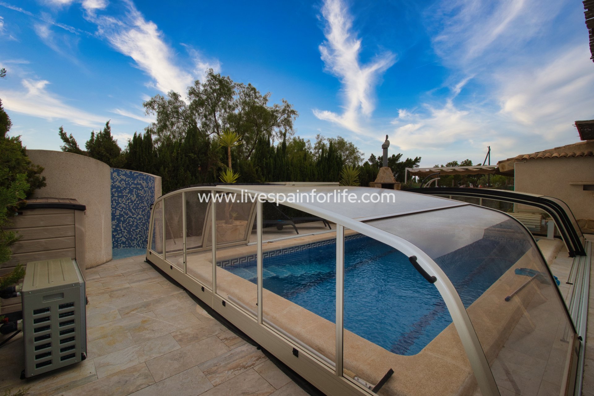 Weiterverkauf - Country house -
Alicante