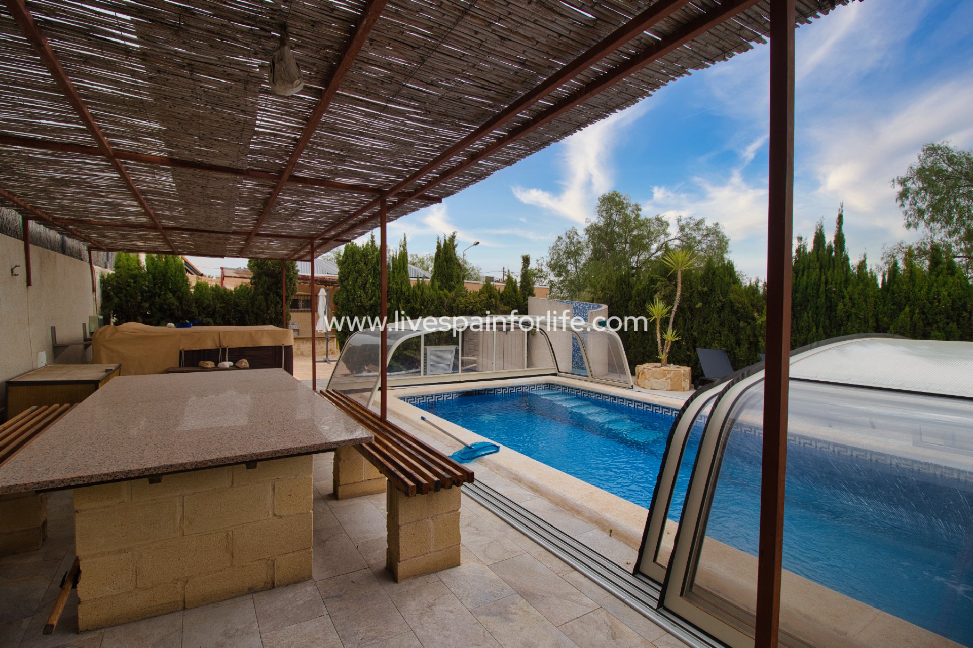 Weiterverkauf - Country house -
Alicante