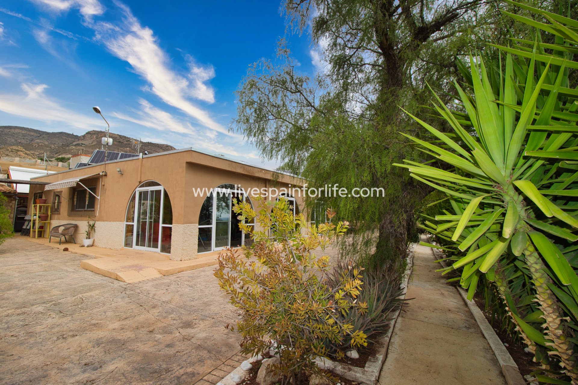 Weiterverkauf - Country house -
Alicante